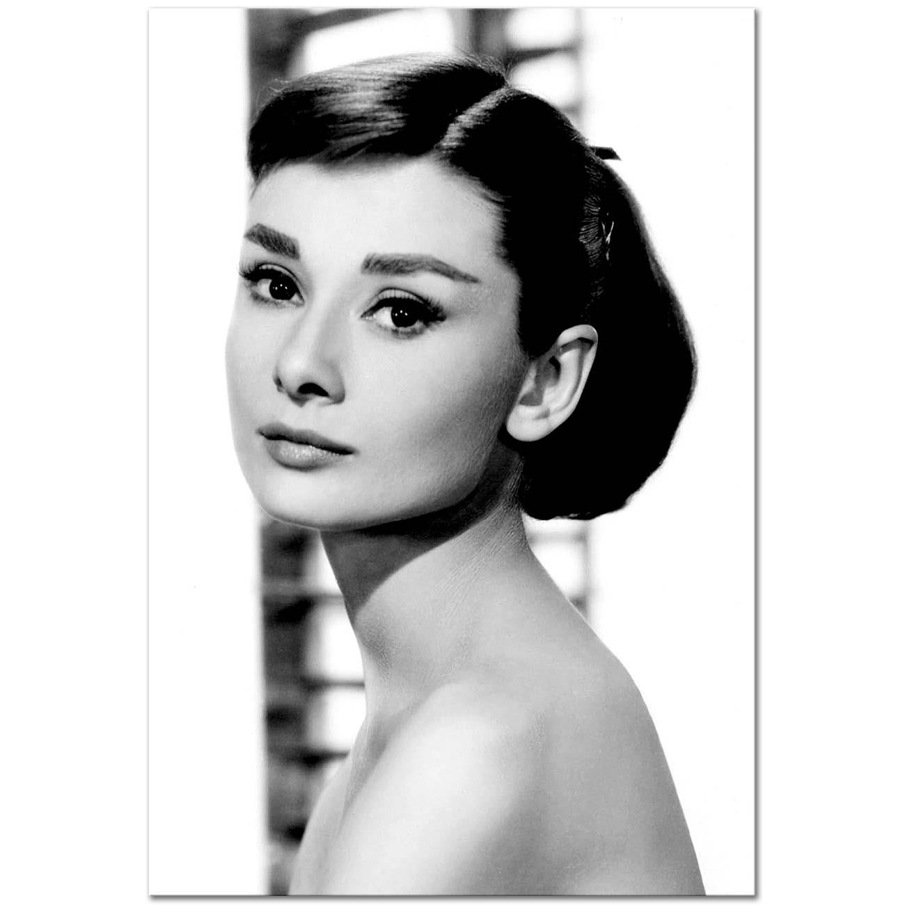 Audrey Hepburn Portrait 02 Art Print