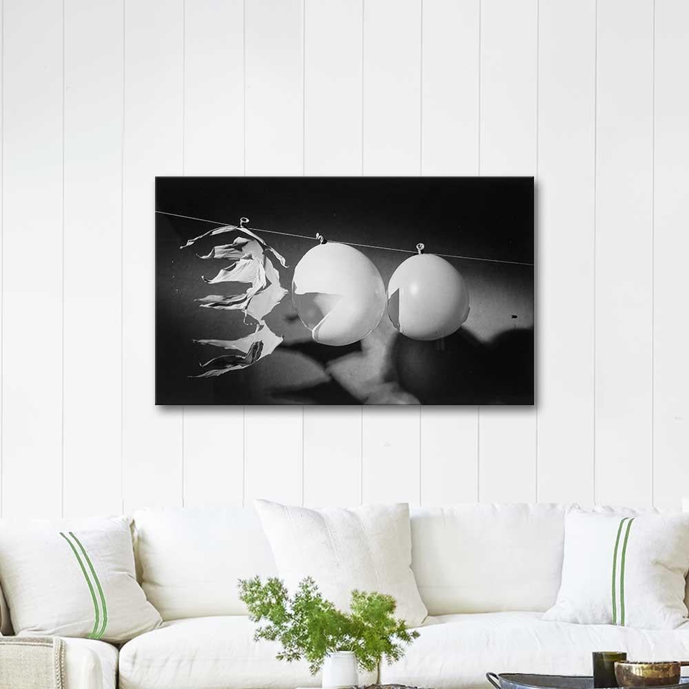 Harold Eugene Edgerton Mermi Üç Balonu Delerken Kanvas Tablo