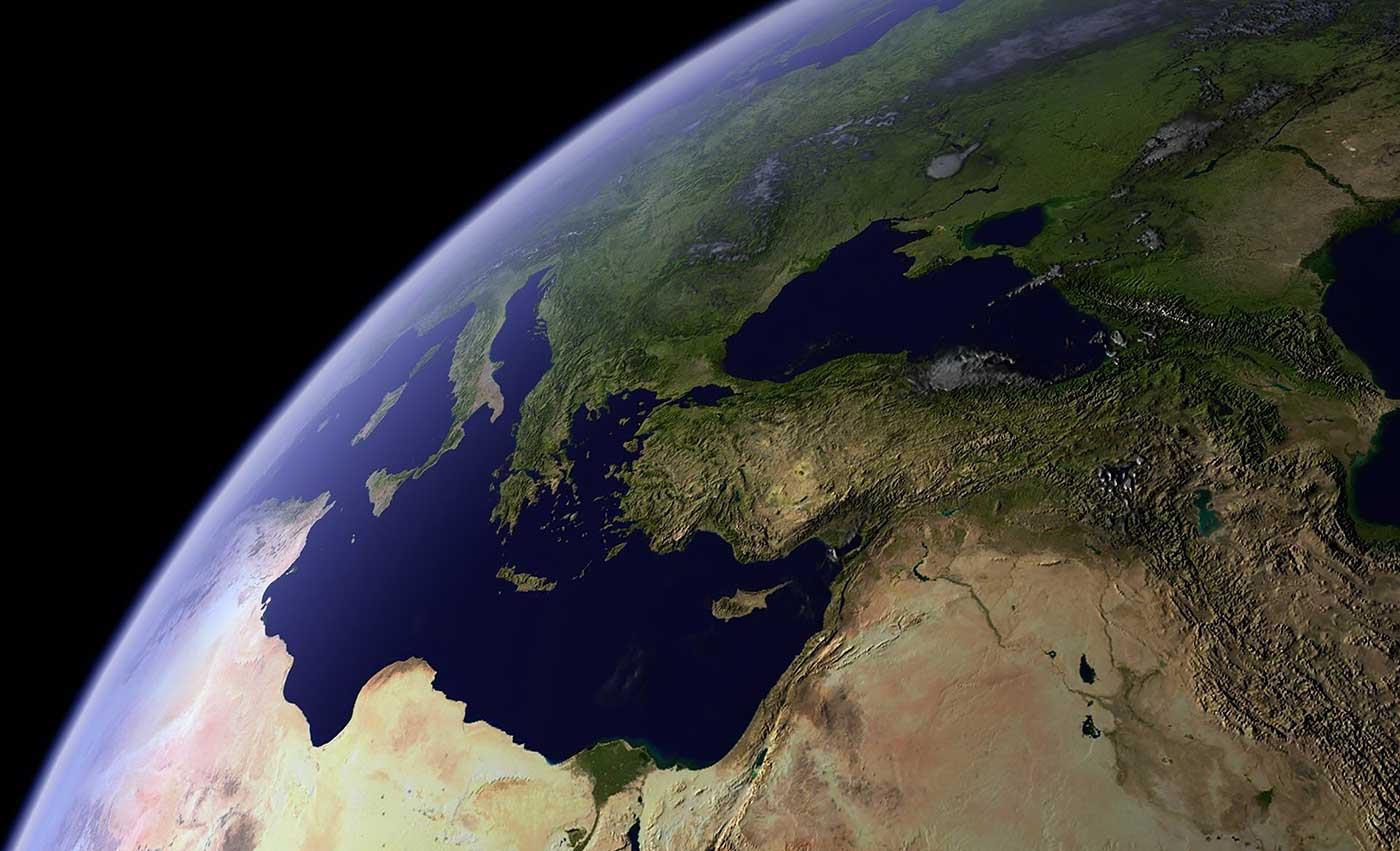 Uydudan Türkiye Kanvas Tablo