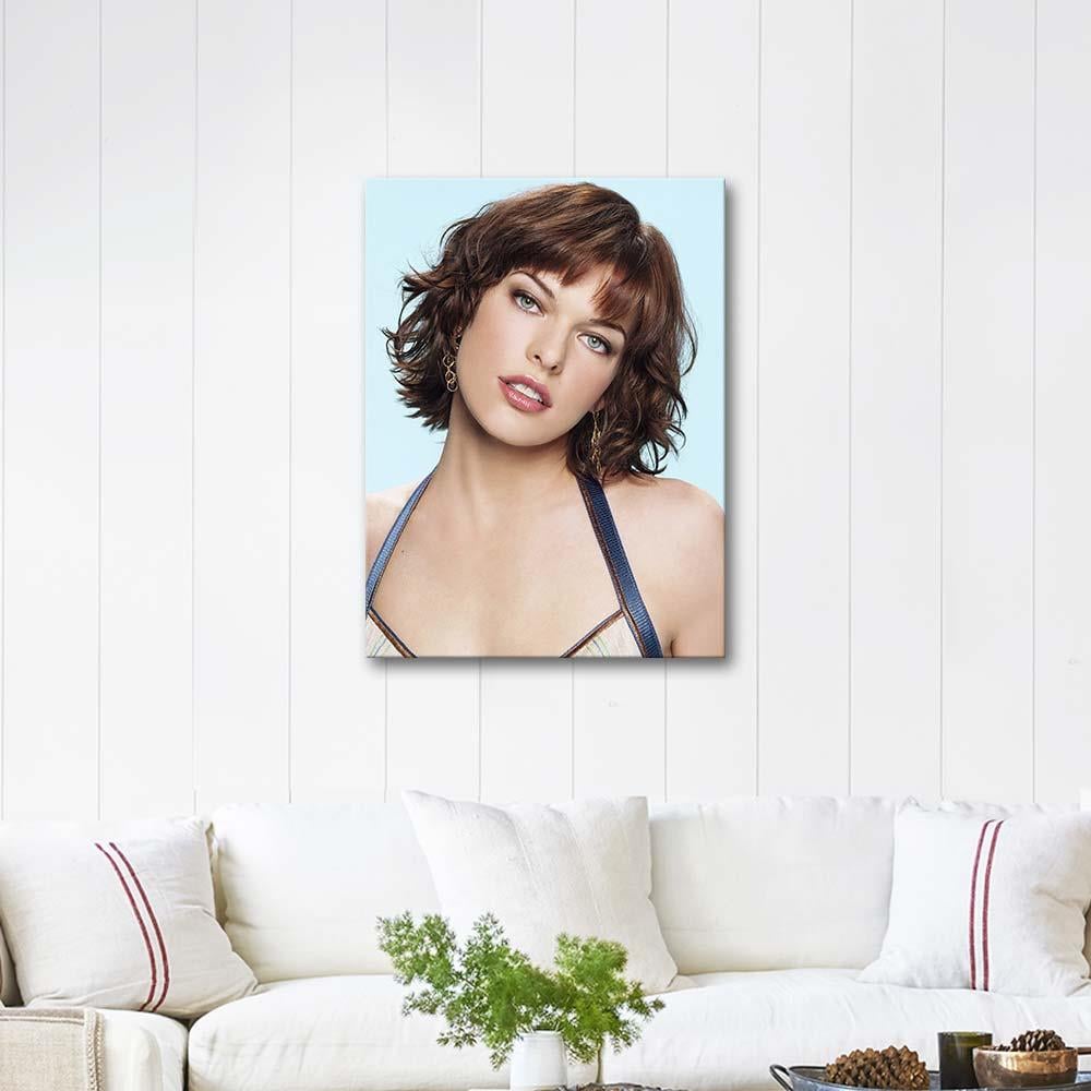Milla Jovovich Art Print