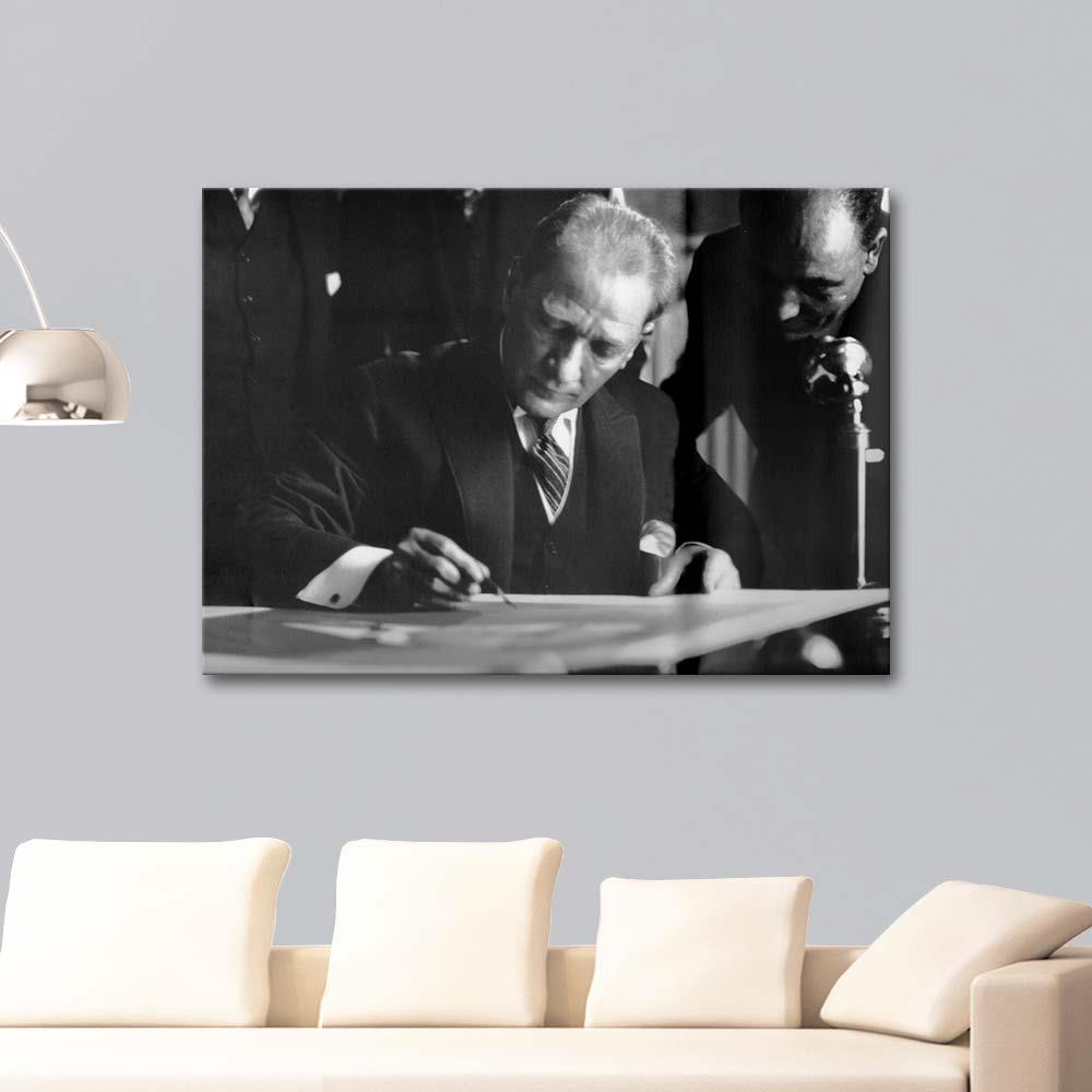 Mustafa Kemal Atatürk Portre VI Kanvas Tablo