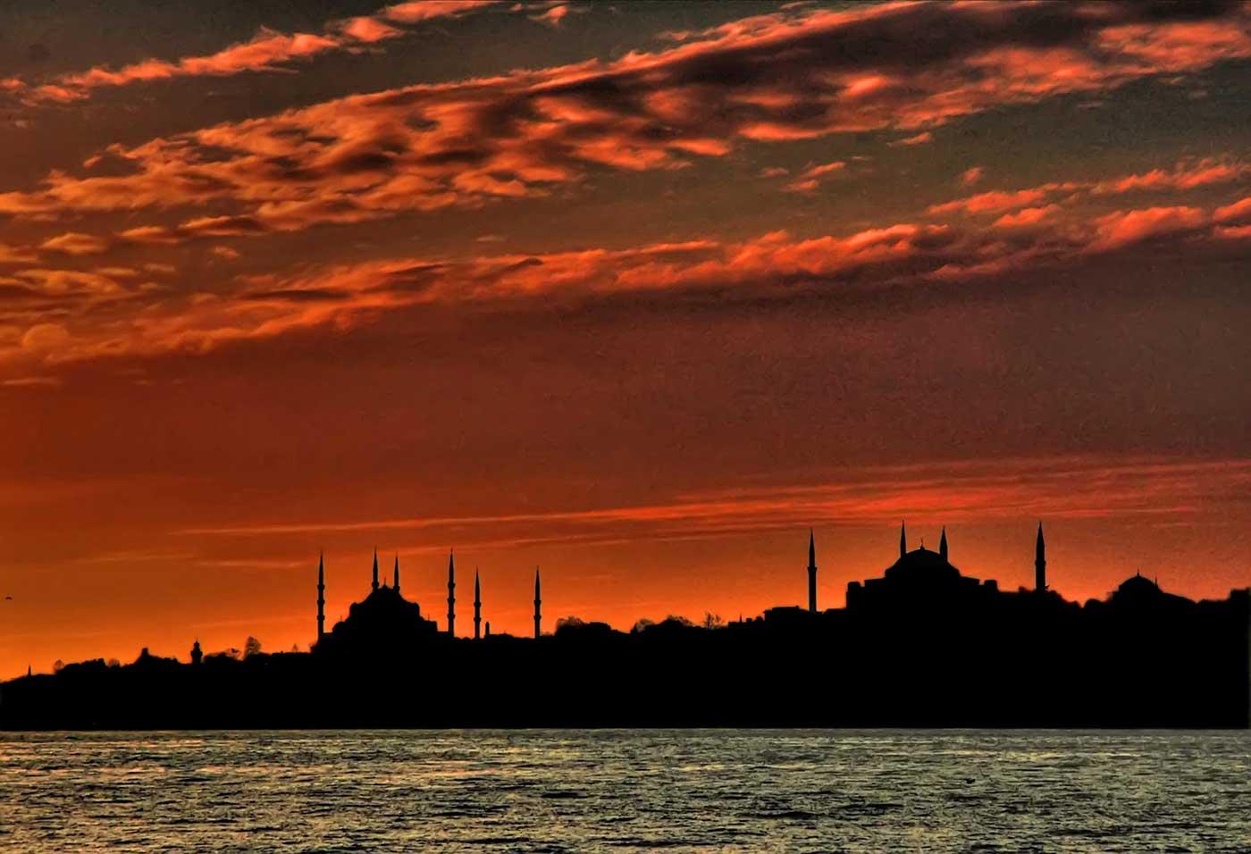 Osman Karamehmetoğlu Gün Batımında