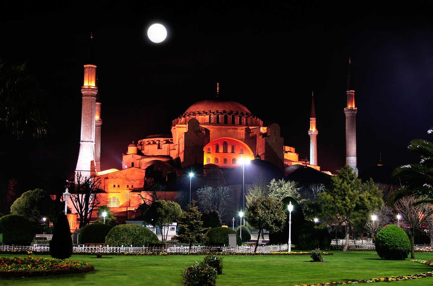 Sabahattin Kayış Gece Vakti Ayasofya