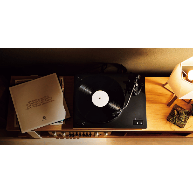 Audio Technica AT LP8X Direct Drive Pikap