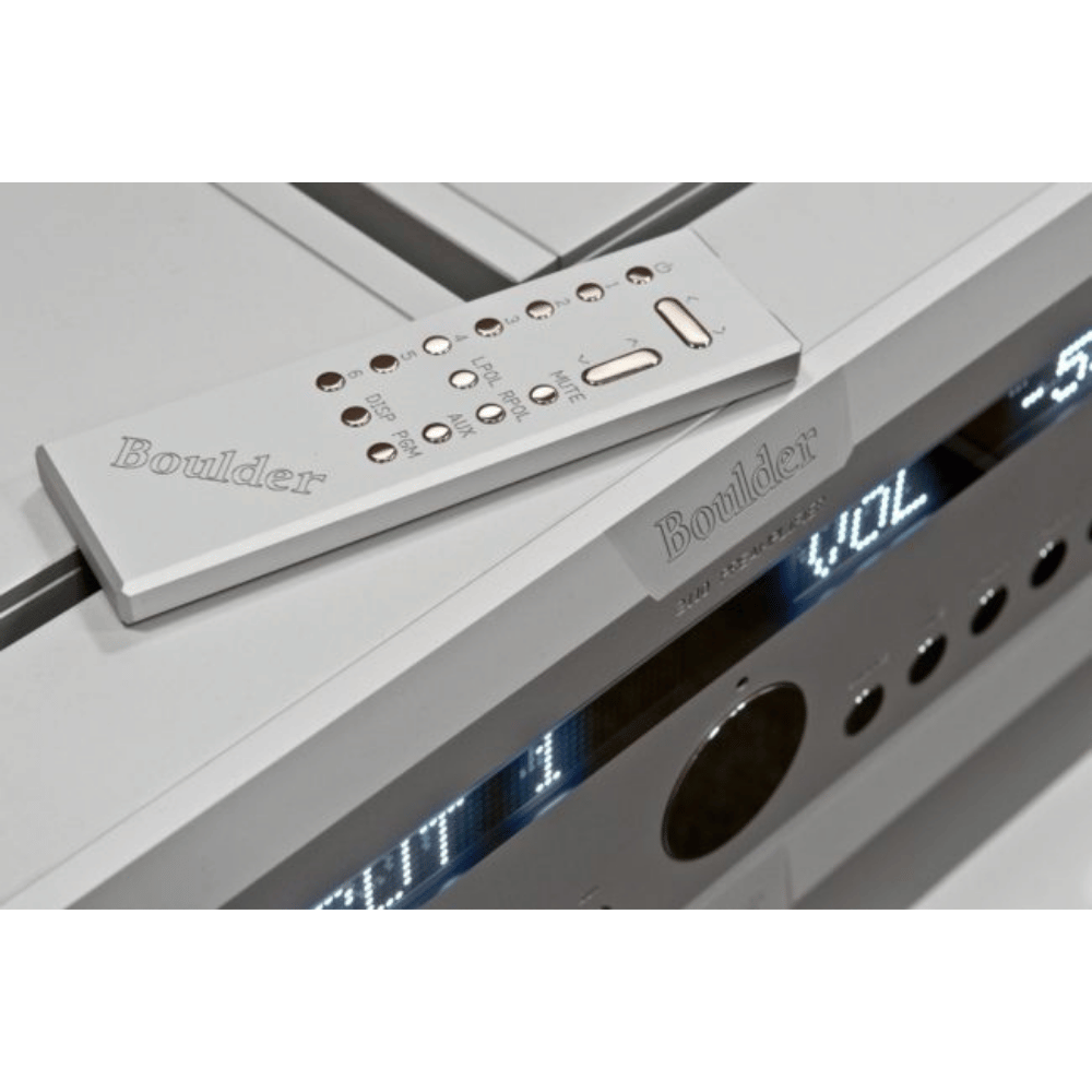 Boulder 2110 Pre Amplifikatör