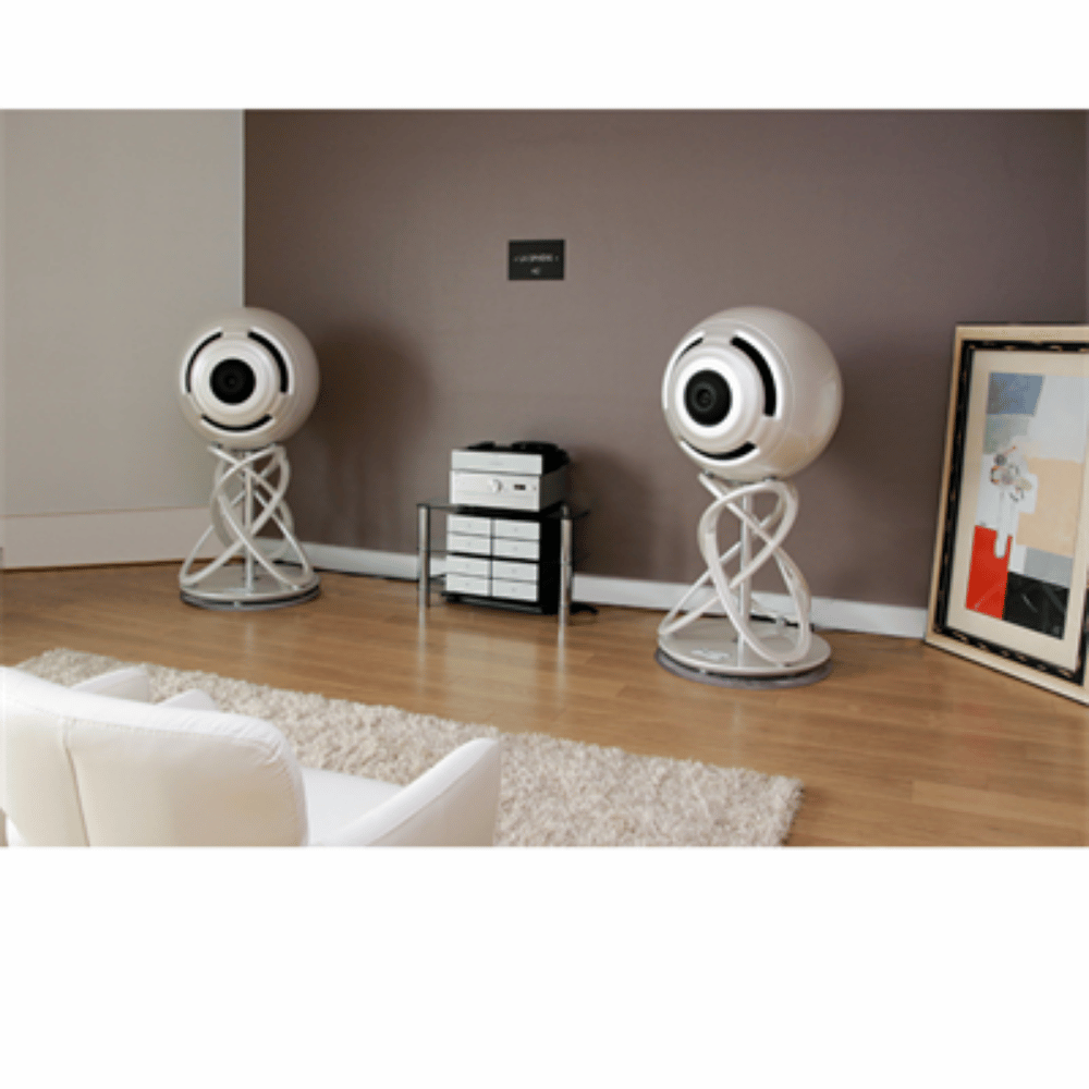 Cabasse The Sphere Masterpeace Hoparlör Amplifikatörleriyle birlikte 