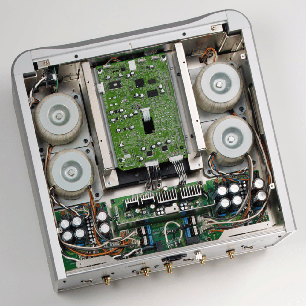 Esoteric K-01XD SE Super Audio CD / CD Çalar