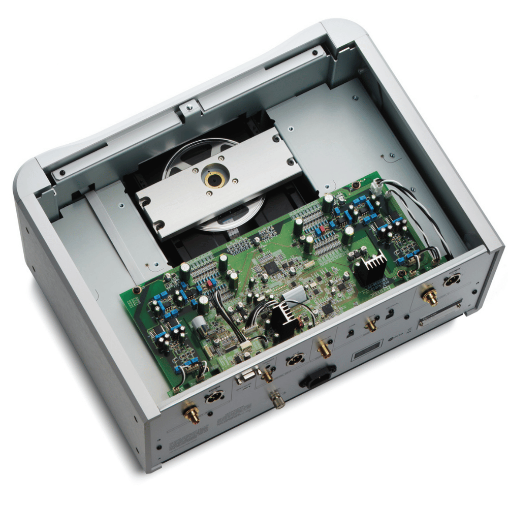 Esoteric K-05XD Super Audio CD / CD Çalar