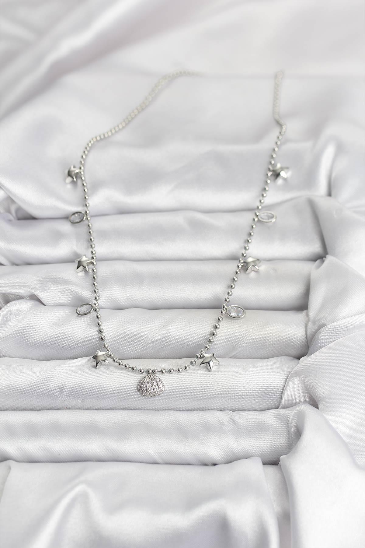 Pirinç Gümüş Renk Zirkon Taşlı Deniz Kabuğu Model Kadın Kolye