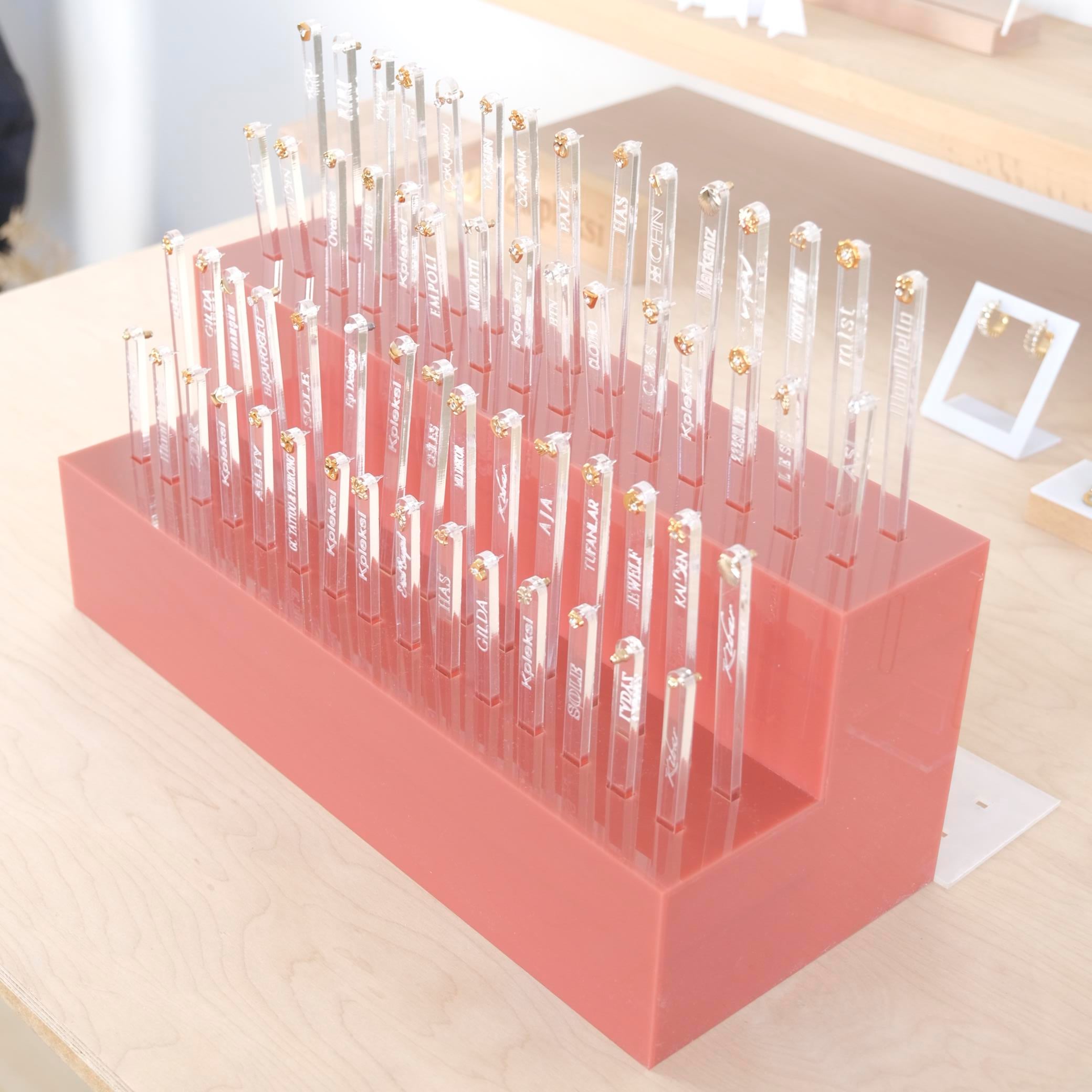 Pleksi piercing standı 60 deneme çubuklu