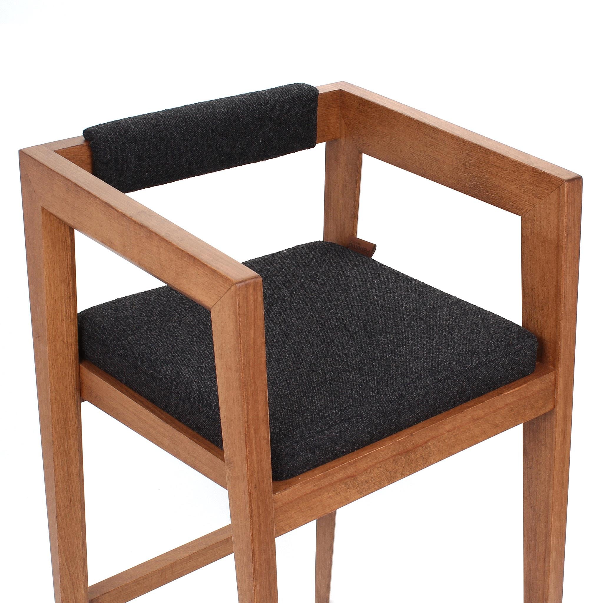 Edge Bar Taburesi