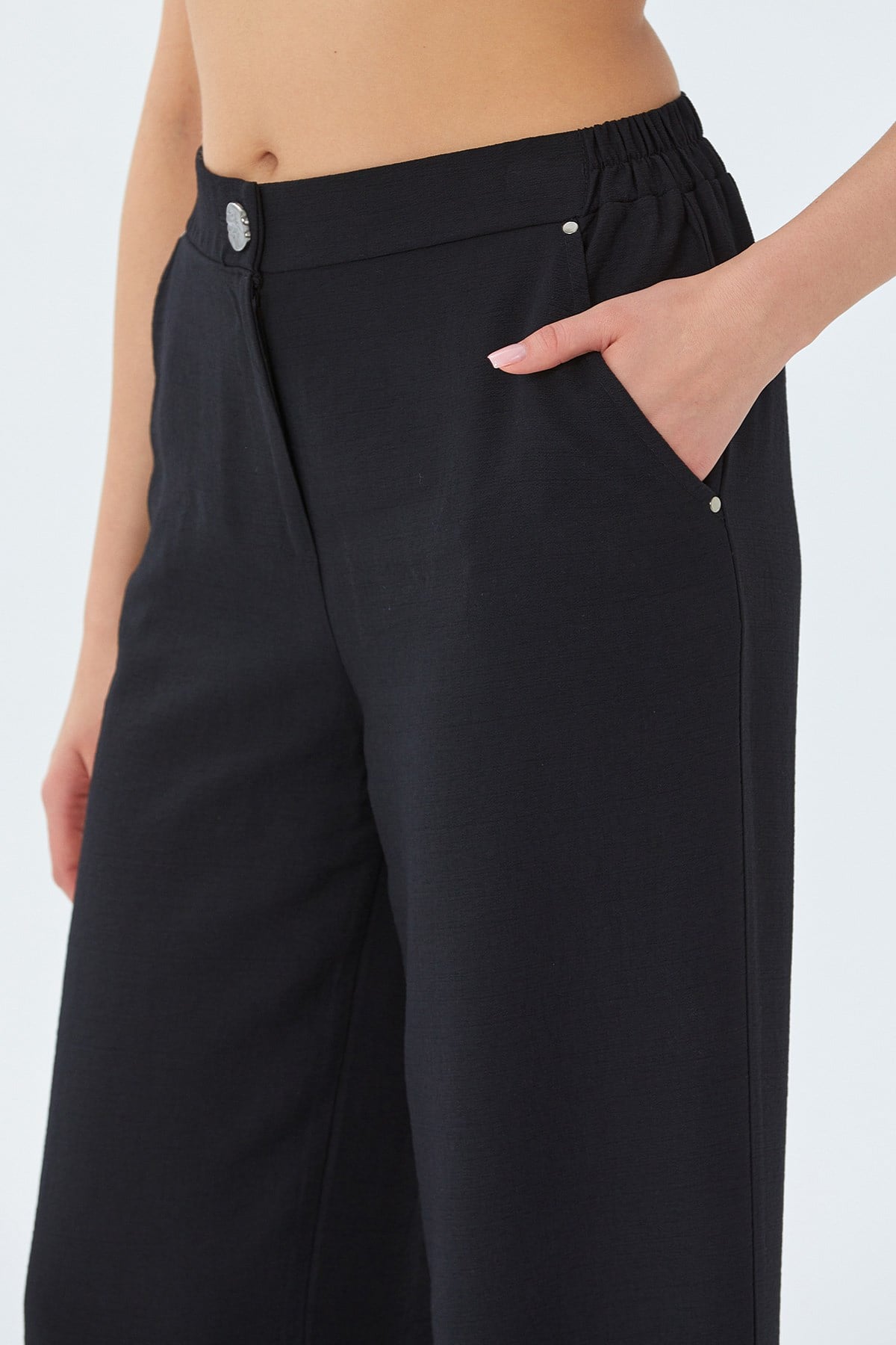 Beli Lastikli ve Düğmeli Cepli Pantolon 026-3500