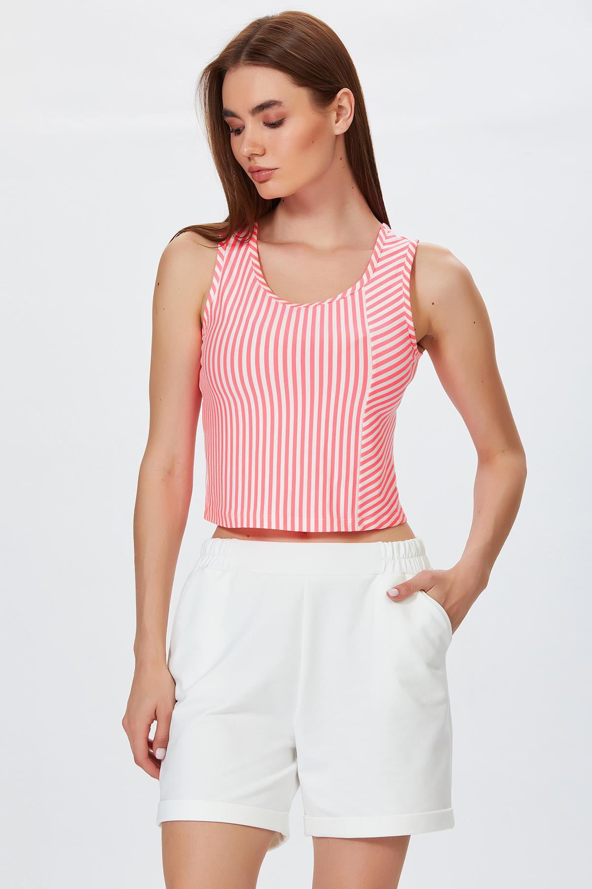 Çizgili Kolsuz Crop Bluz 022-1028