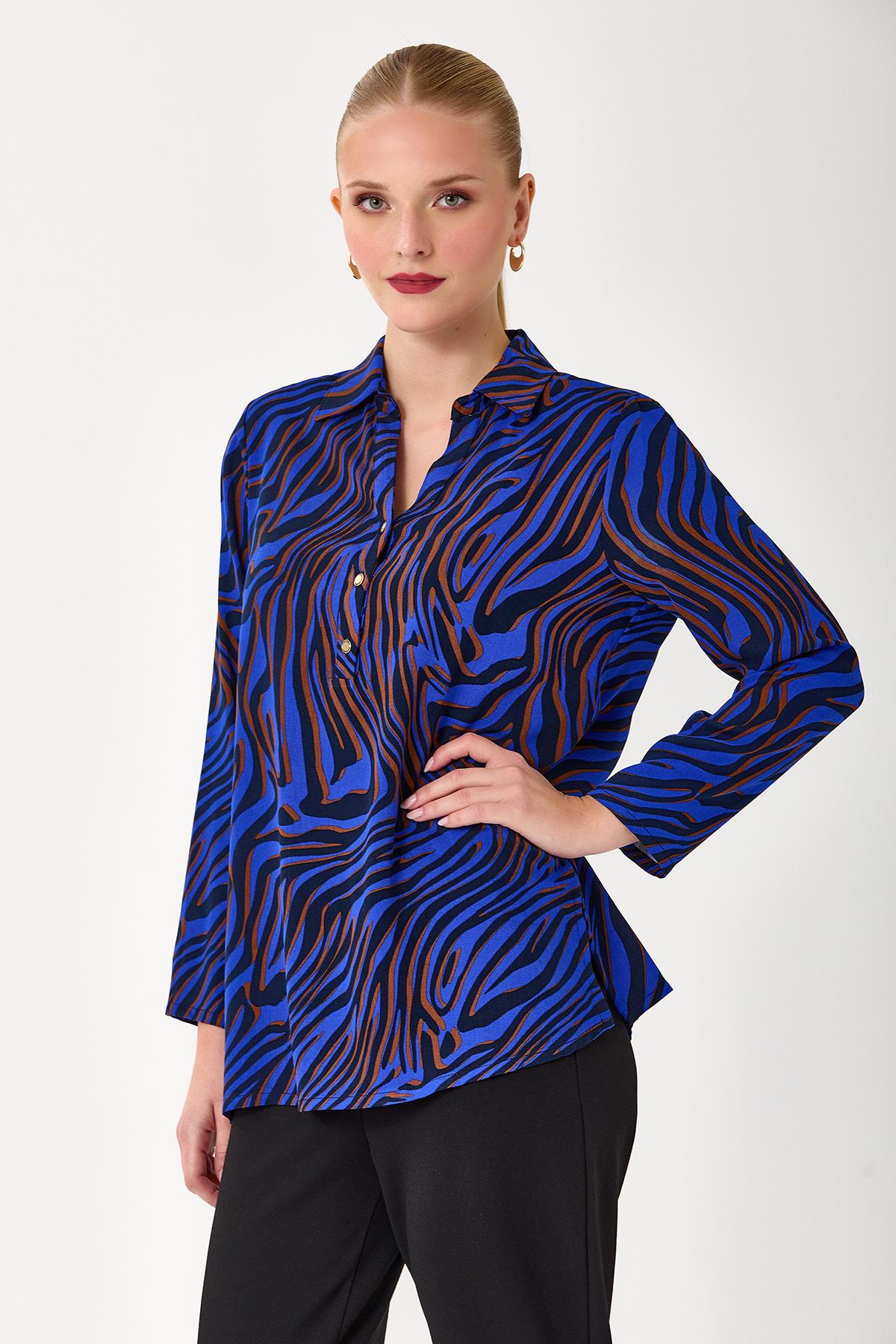 Önü Düğmeli Uzun Kol Desenli Bluz 245-3006