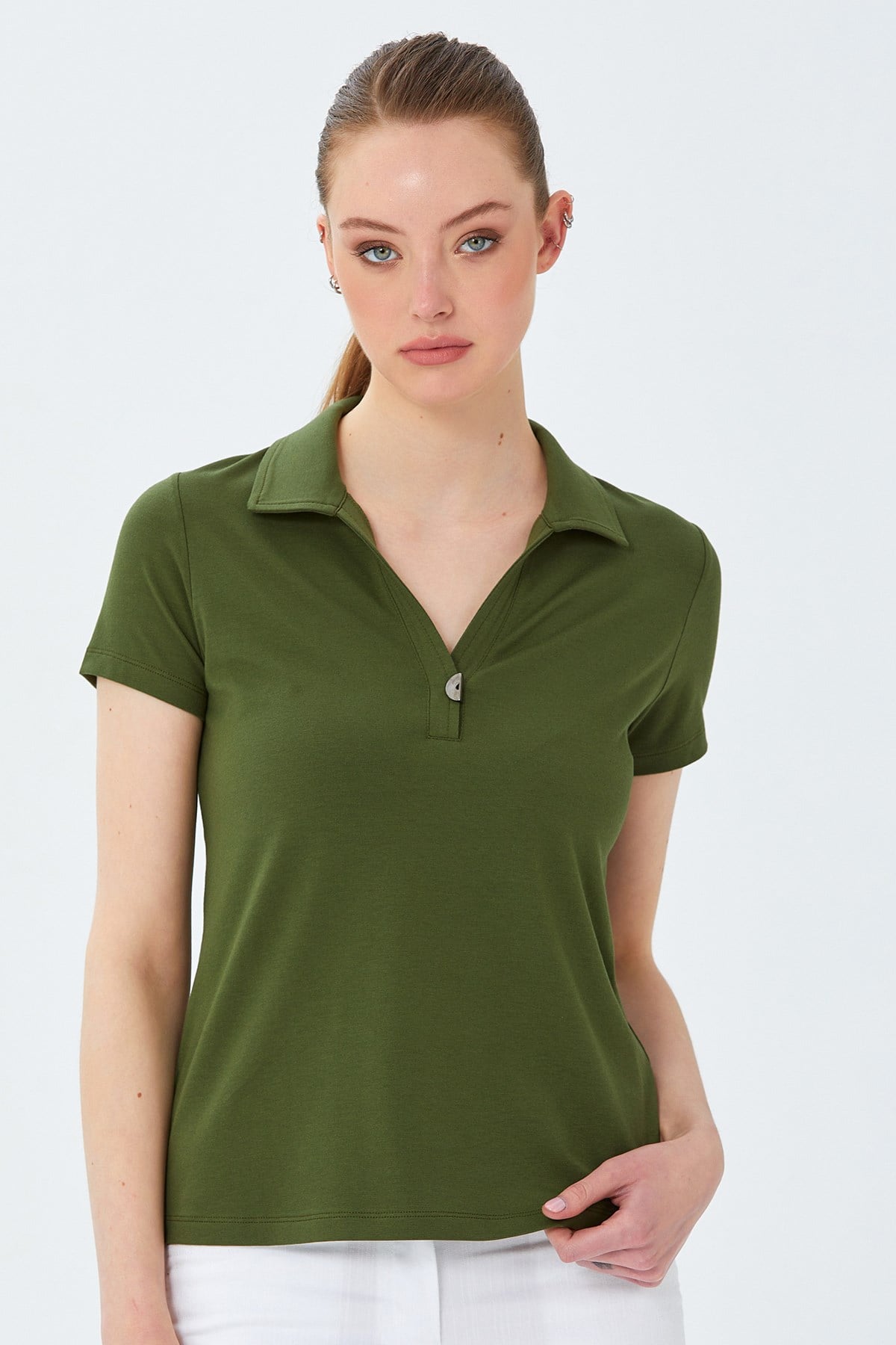Polo Yaka Önü Çıtçıtlı Bluz 026-1036