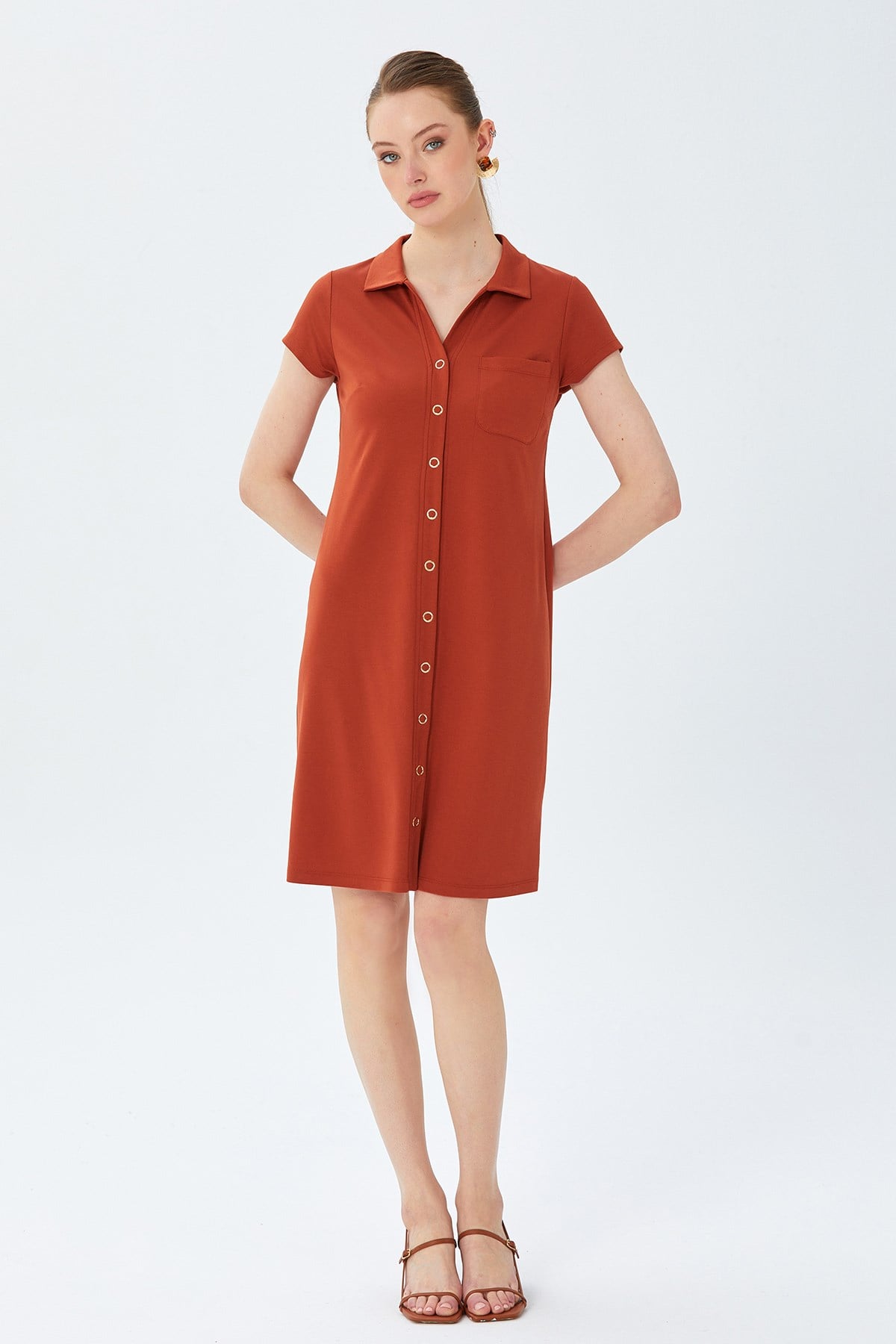 Polo Yaka Önü Çıtçıtlı Elbise 026-2507