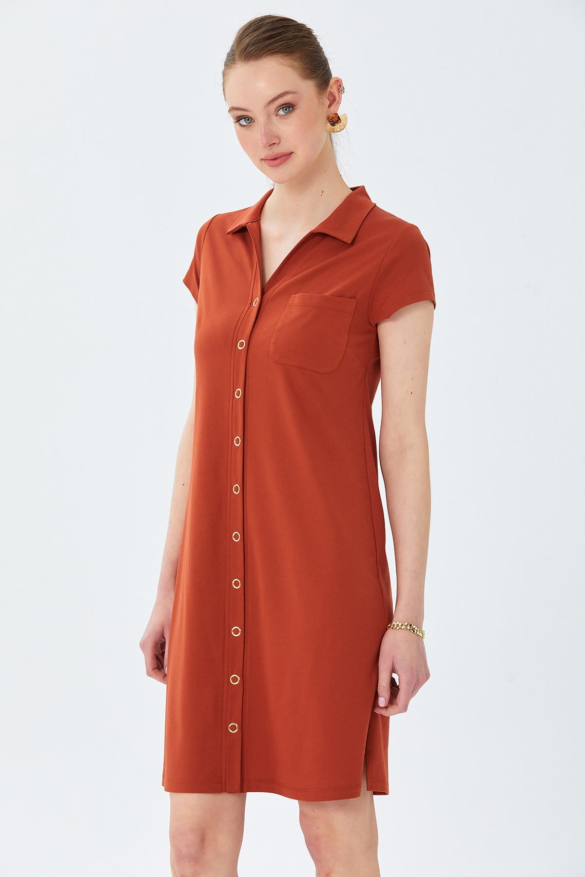 Polo Yaka Önü Çıtçıtlı Elbise 026-2507