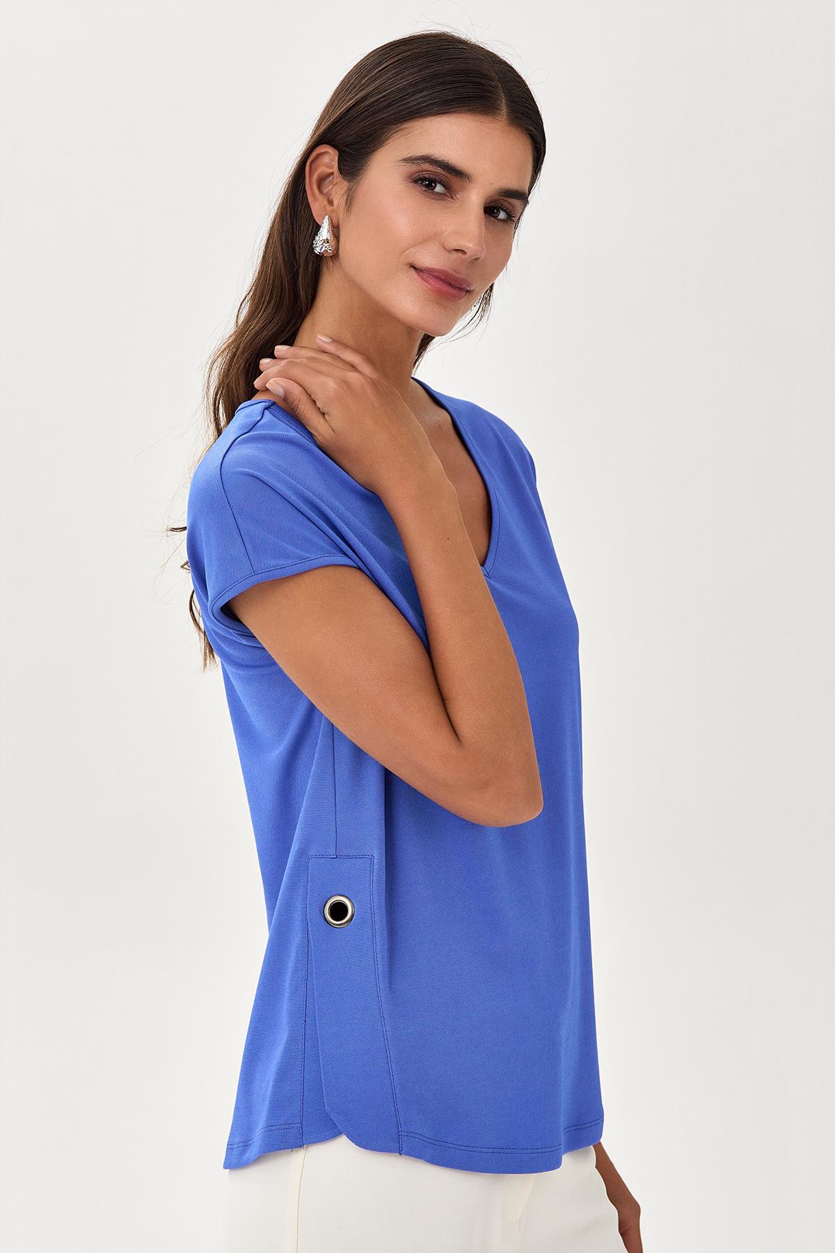 V Yaka Yanı Kuşgözü Detaylı Bluz 025-1039