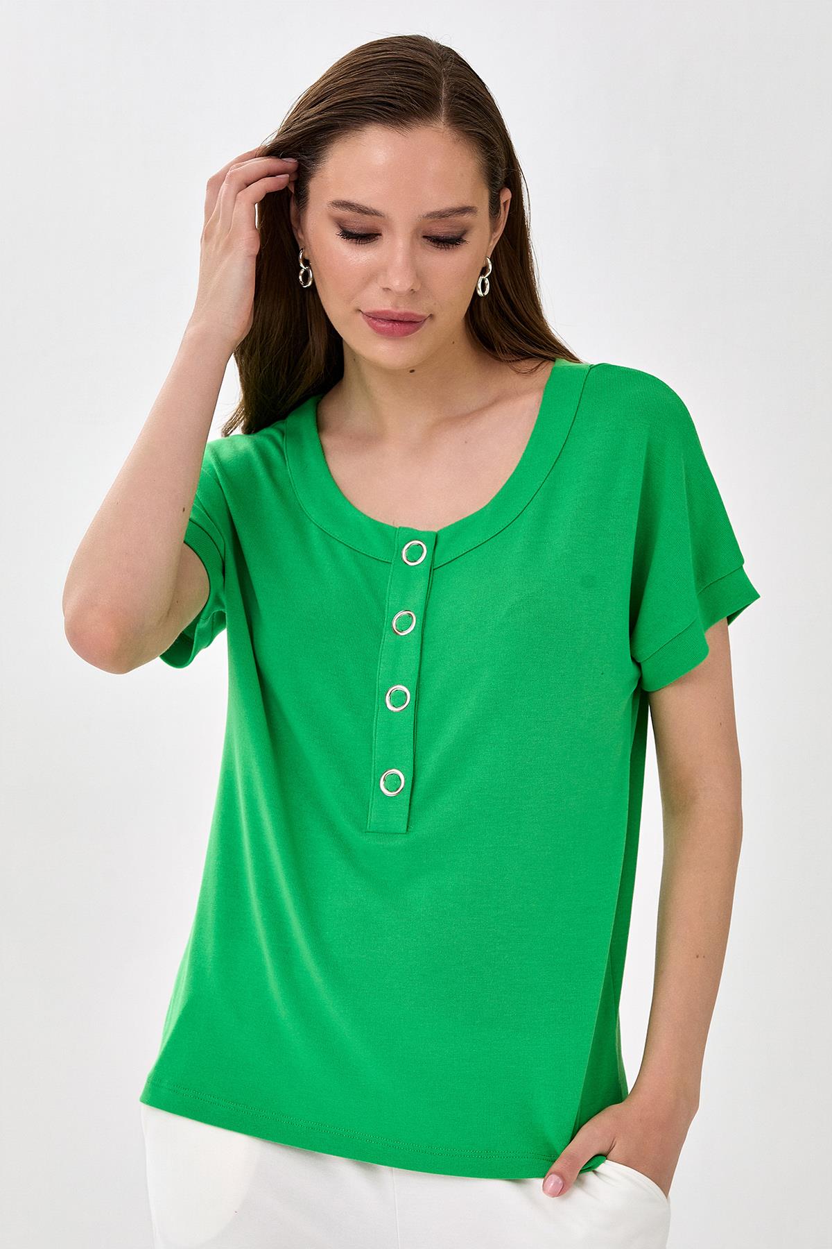 Yakası Çıtçıtlı Düşük Kol Bluz 025-1005