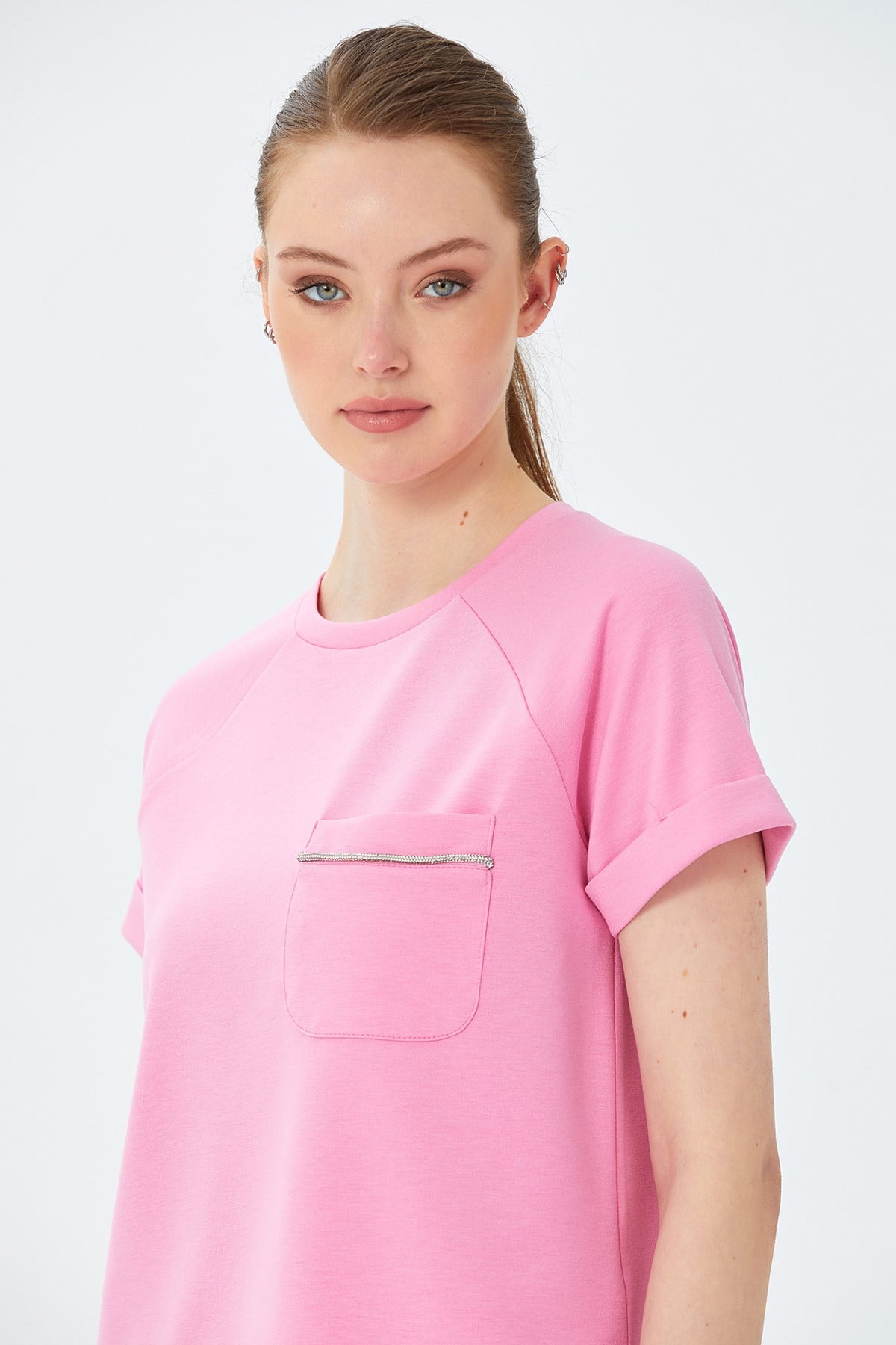 Yuvarlak Yaka Cep Detaylı Duble Kol S-Shirt 026-2116