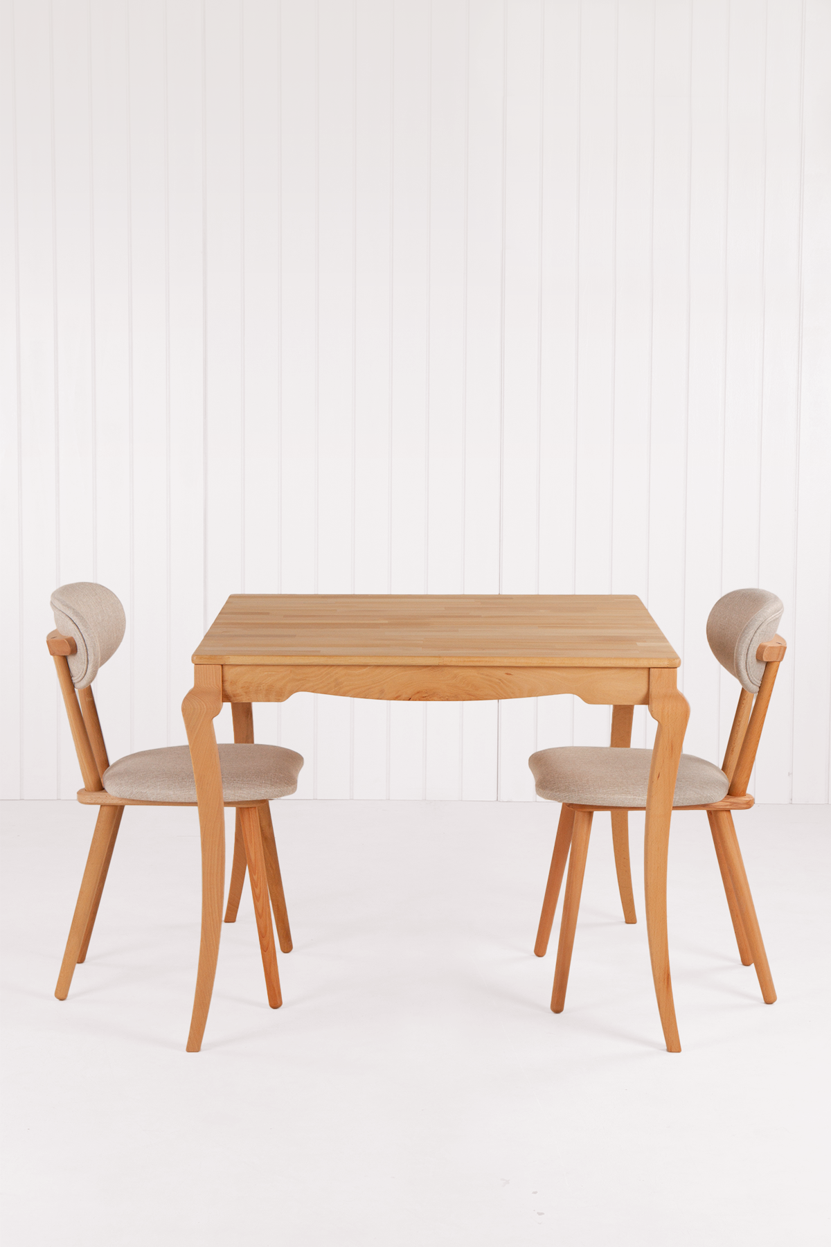 4 Kişilik Story Masif Kayın Masa, Limbo Sandalye Yemek Masası Takımı 90x90 cm