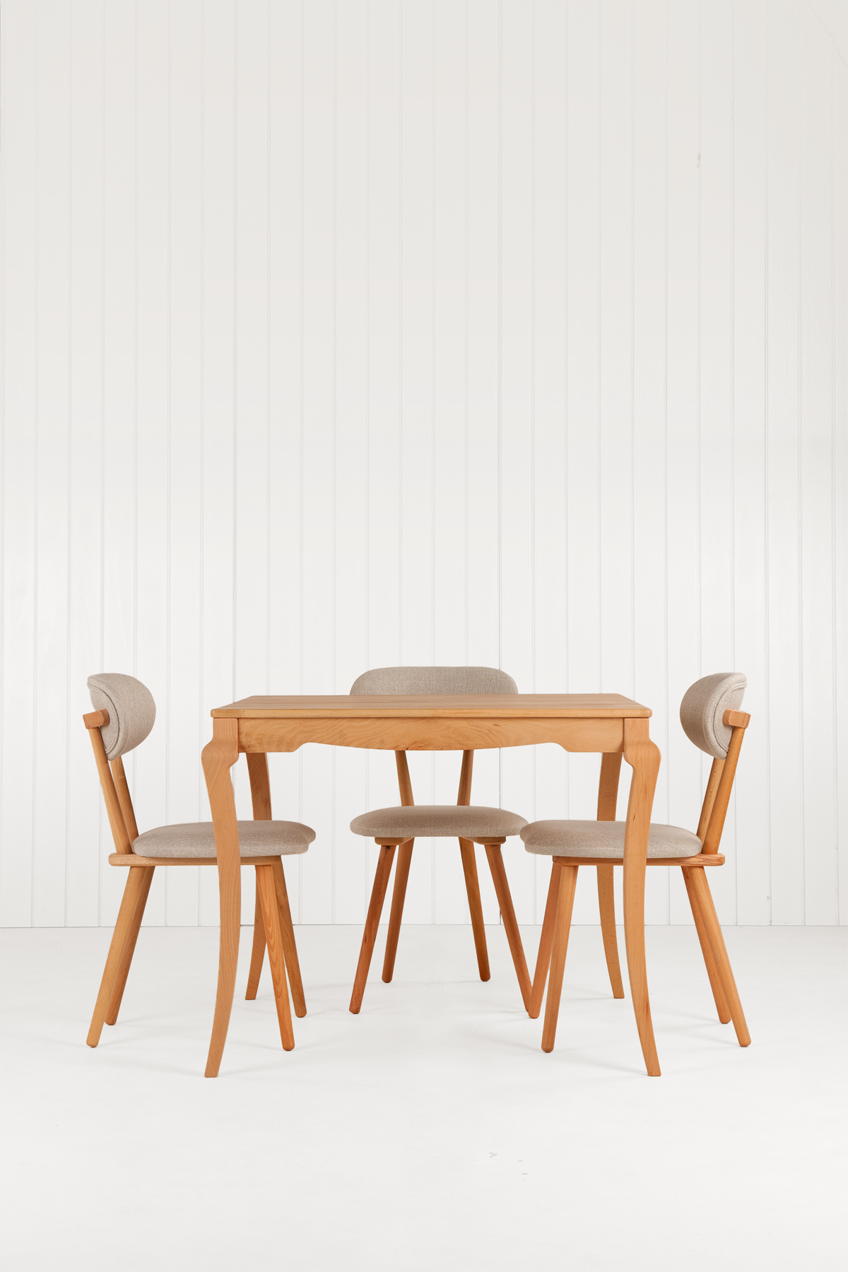 4 Kişilik Story Masif Kayın Masa, Limbo Sandalye Yemek Masası Takımı 90x90 cm