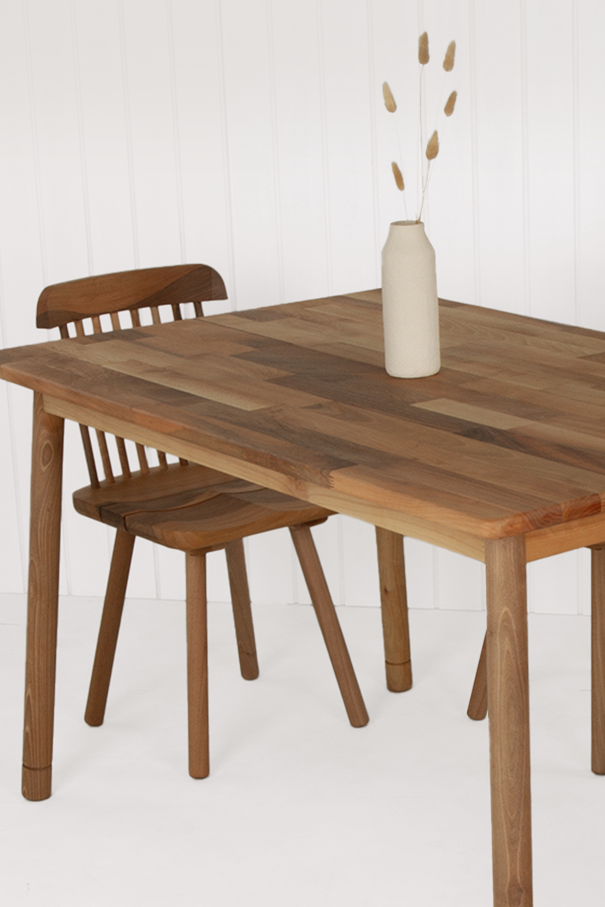 Alaçatı Masif Ceviz Ahşap Masa Takımı, 6 Adet Grill Sandalye ile, 130x80