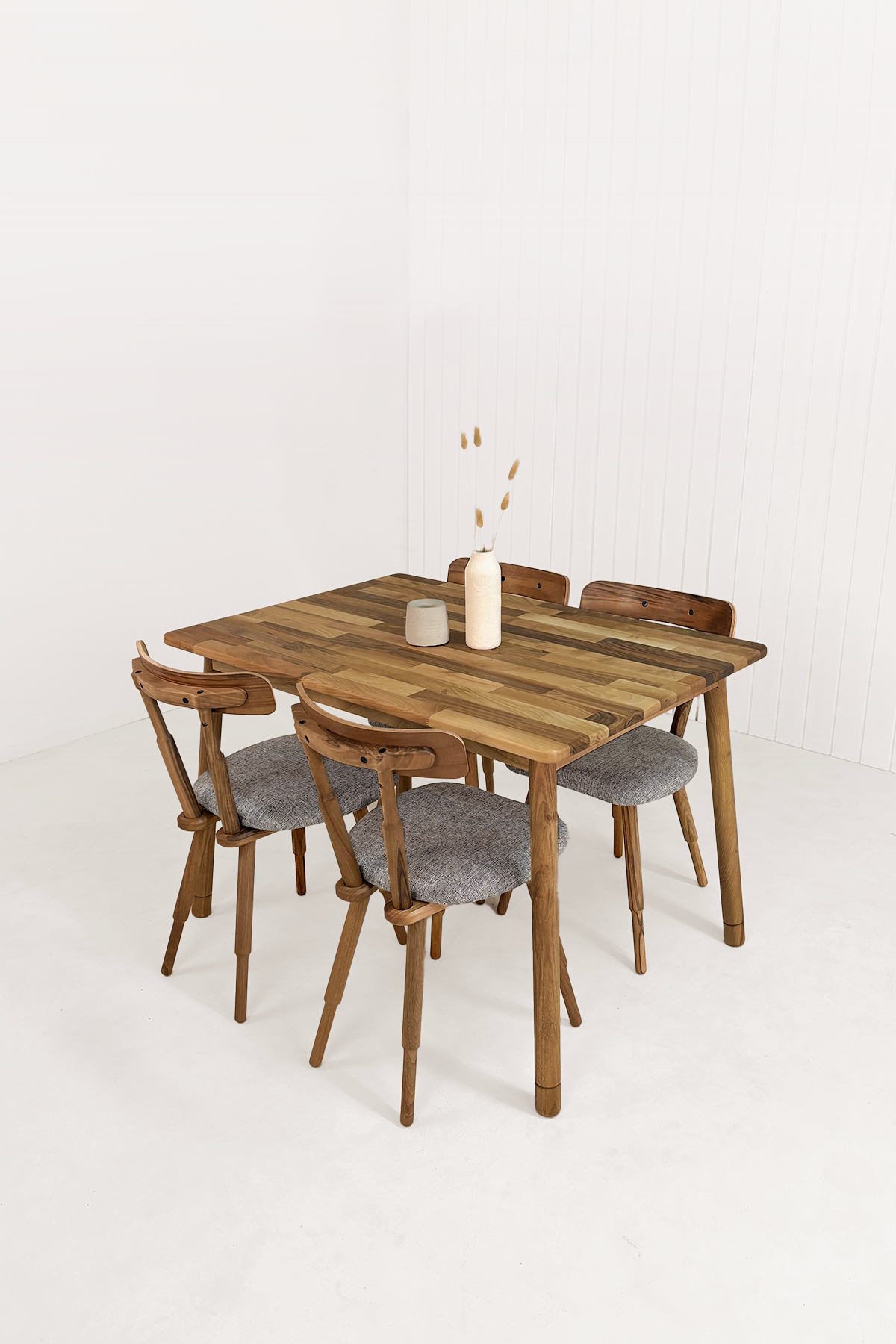 Alaçatı Masif Ceviz Masa Takımı, 4 Adet Nesrin Ceviz Sandalye - 115x80 cm