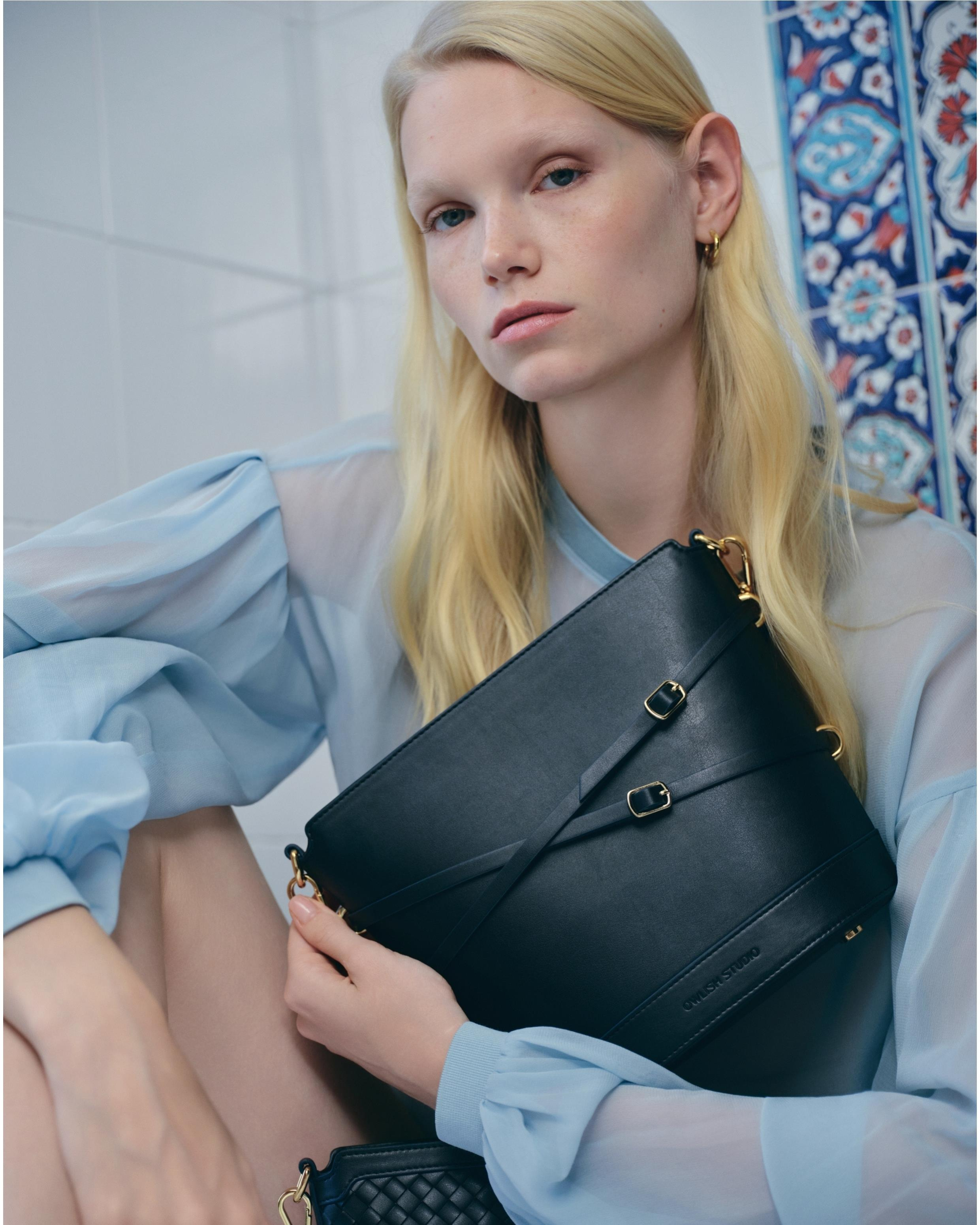 Glacier Bucket Bag - Deep Navy
