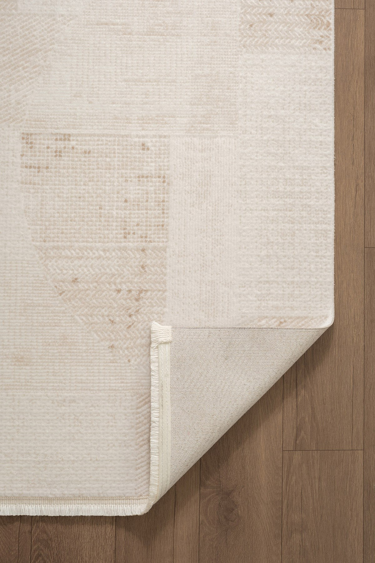 Luxia LU003B