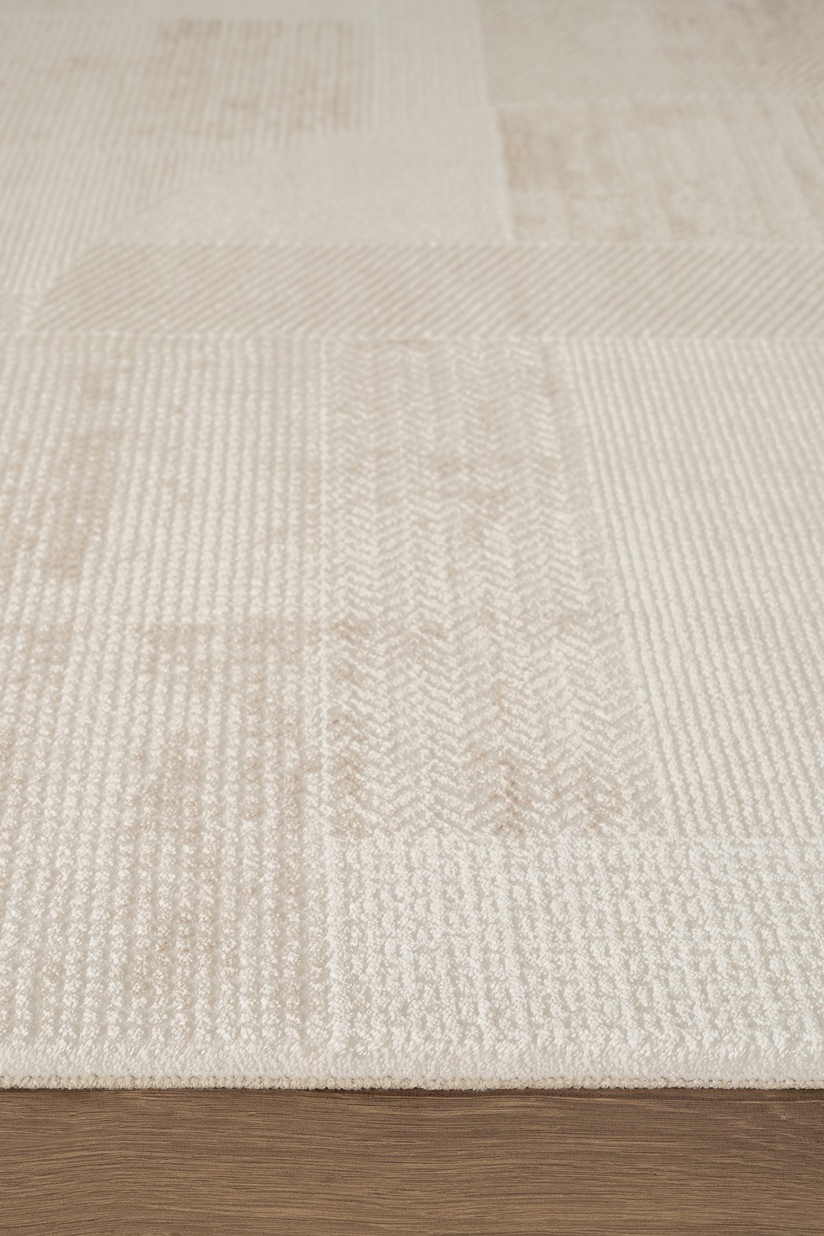 Luxia LU003B