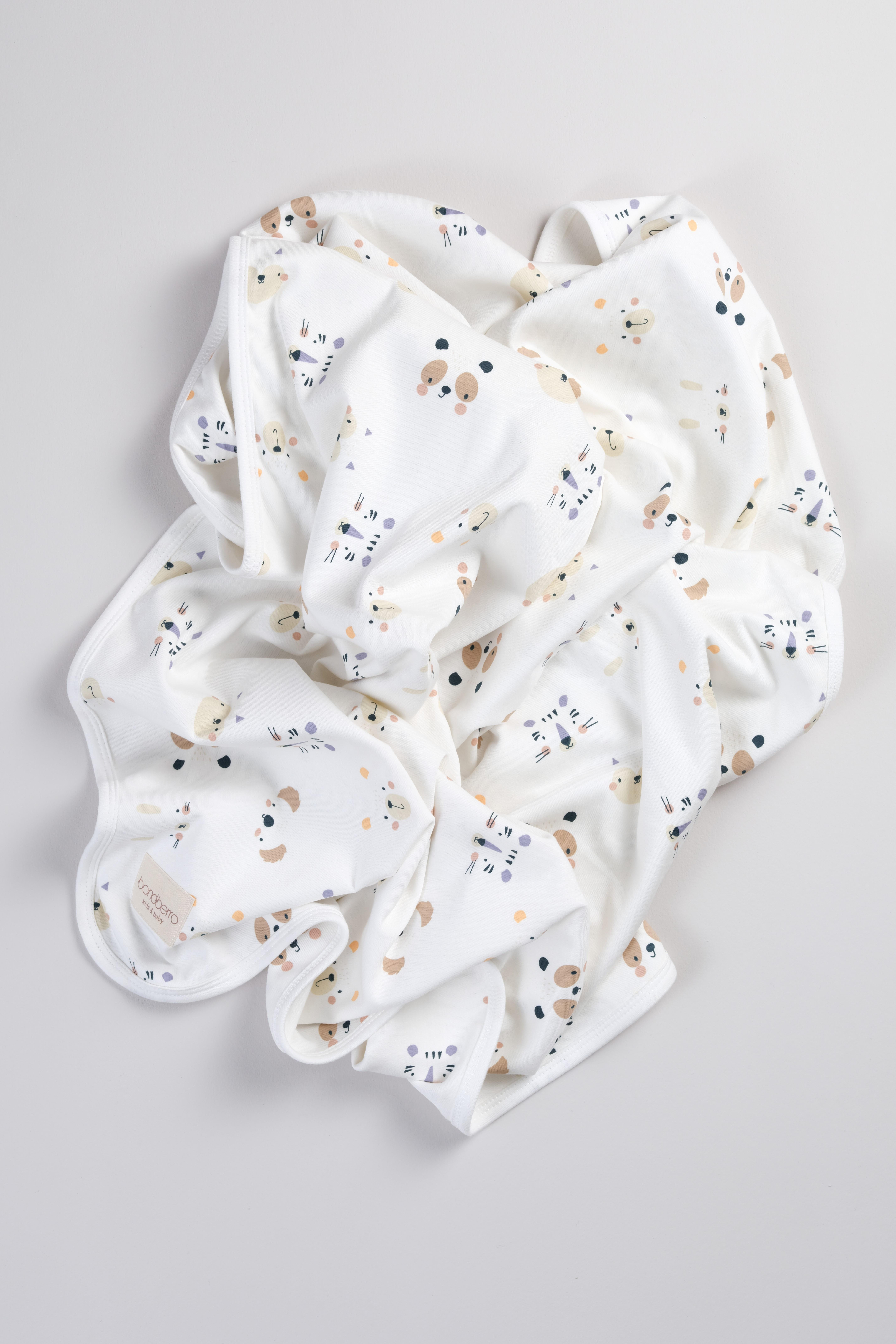 Bonderro Çift Taraflı İnterlok BattaniyeBonderro Çift Taraflı İnterlok Battaniye