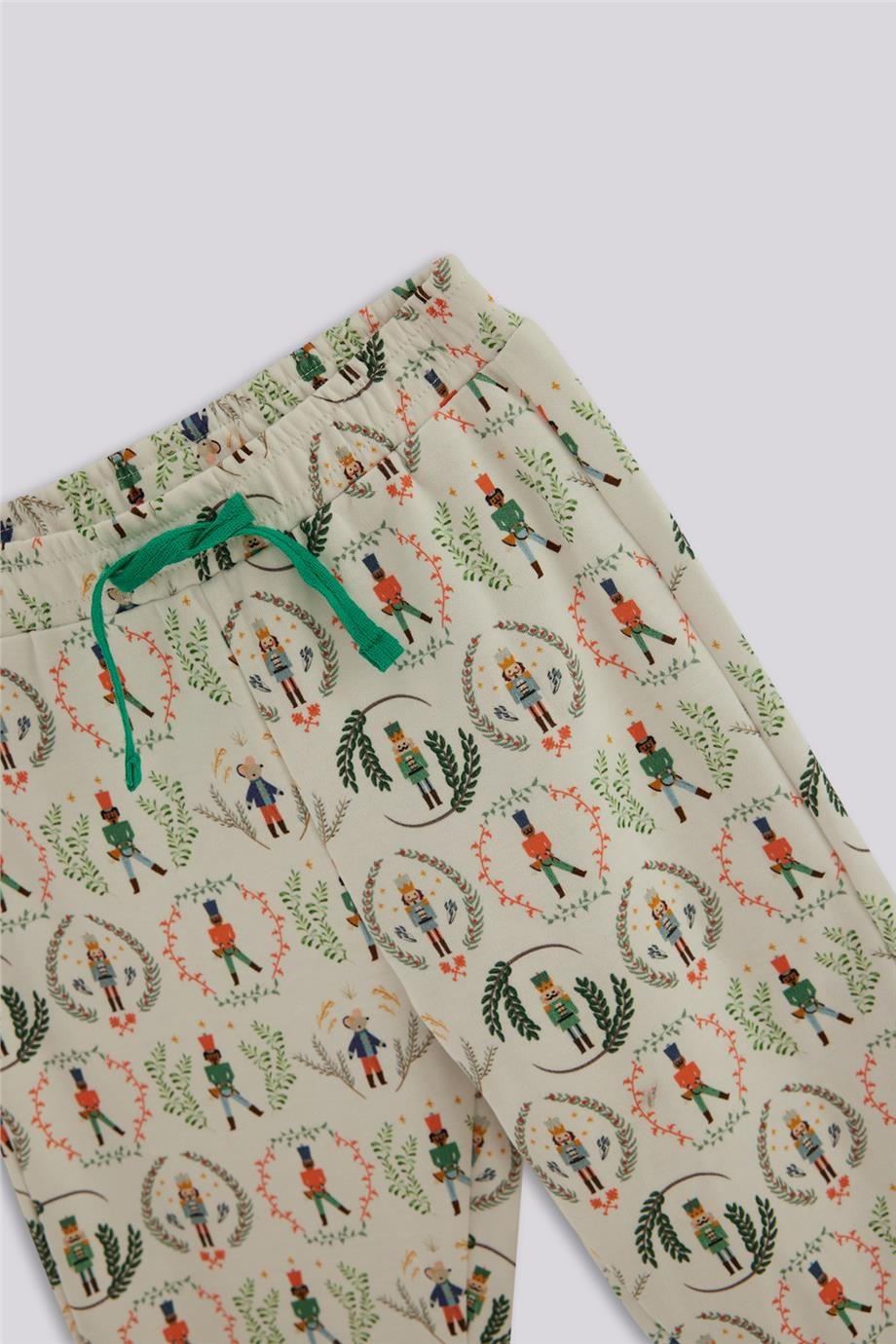 GB Baby Erkek Bebek Desenli Pijama TakımGB Baby Erkek Bebek Desenli Pijama Takım