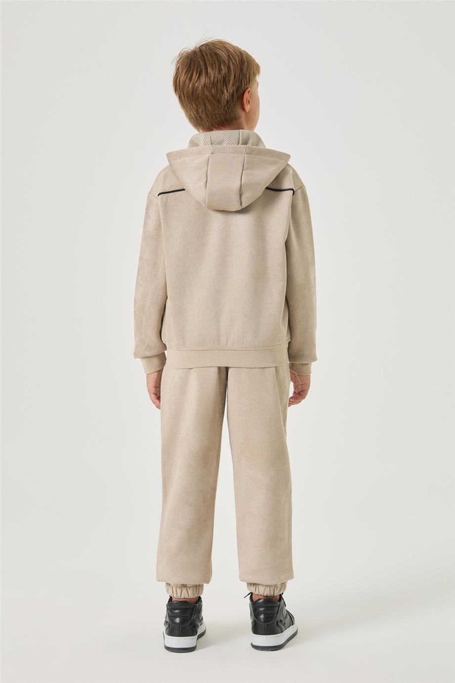 Guess Erkek Çocuk Bej Eşofman ÜstüGuess Erkek Çocuk Bej Eşofman Üstü