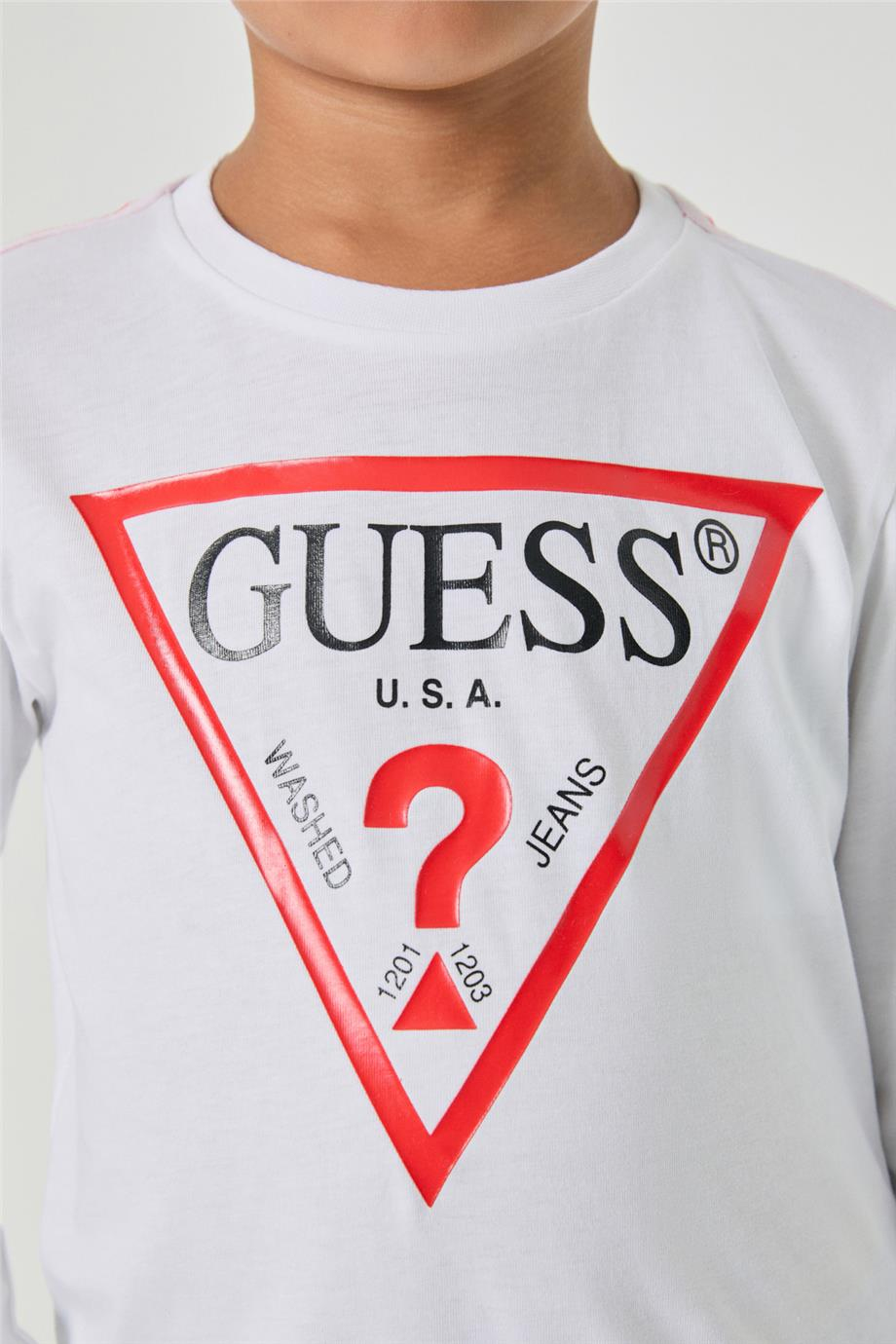 Guess Erkek Çocuk Beyaz TshirtGuess Erkek Çocuk Beyaz Tshirt