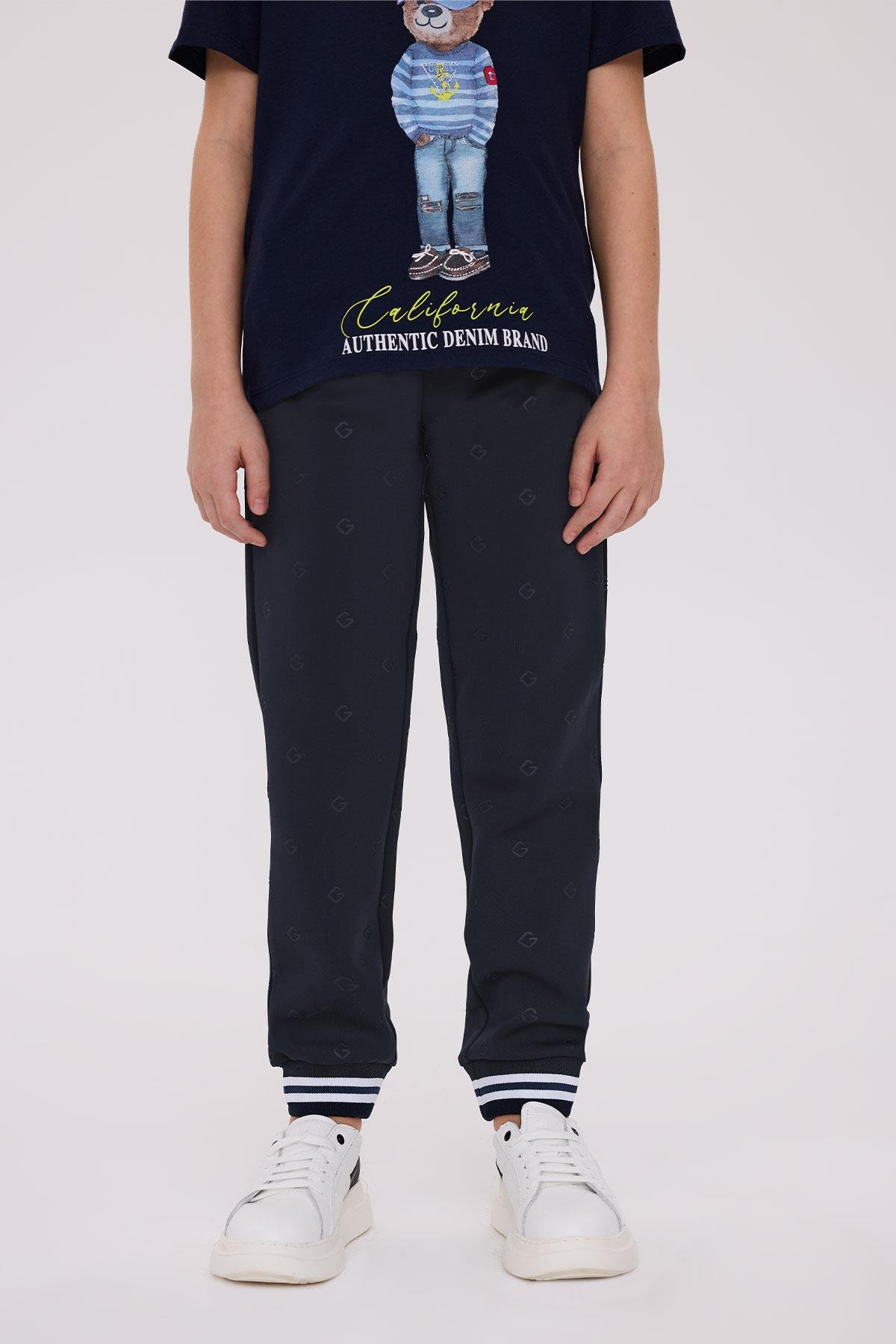 Guess Erkek Çocuk Eşofman AltıGuess Erkek Çocuk Eşofman Altı