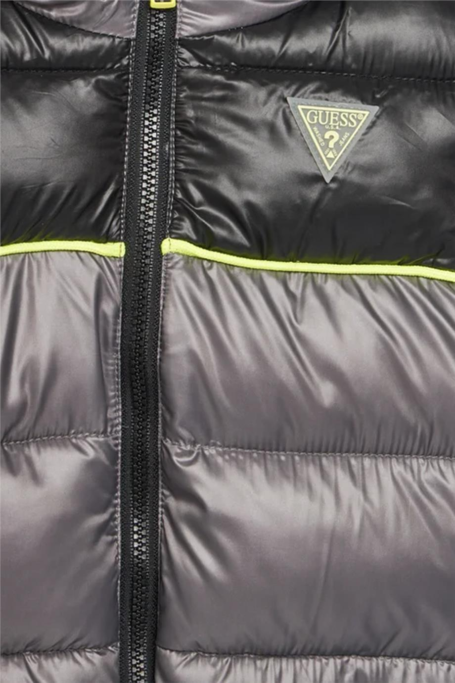 Guess Erkek Çocuk GRI MontGuess Erkek Çocuk GRI Mont