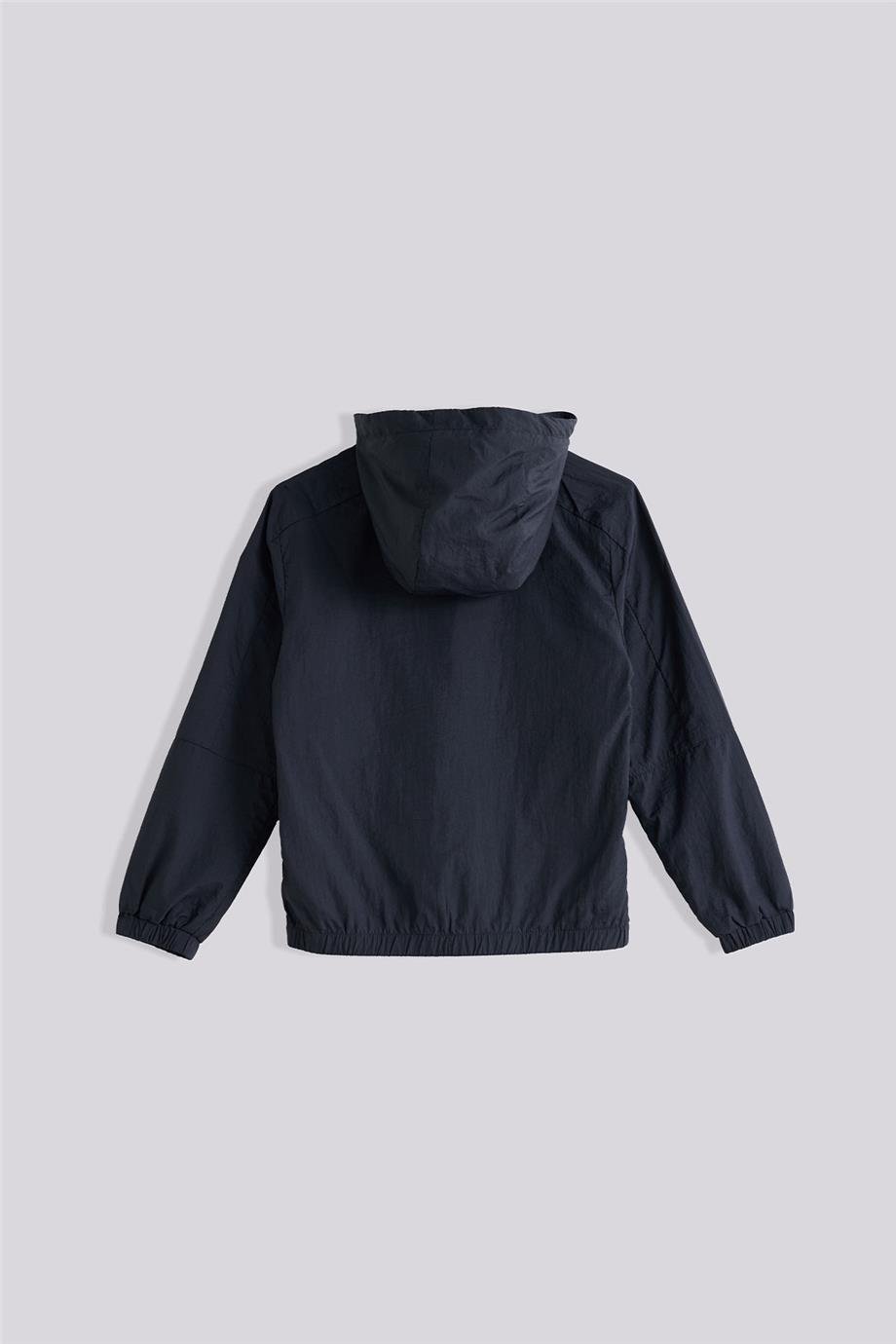 Guess Erkek Çocuk Lacivert YağmurlukGuess Erkek Çocuk Lacivert Yağmurluk