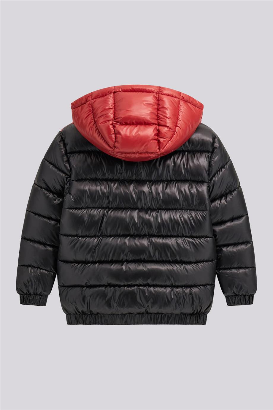 Guess Erkek Çocuk Siyah MontGuess Erkek Çocuk Siyah Mont