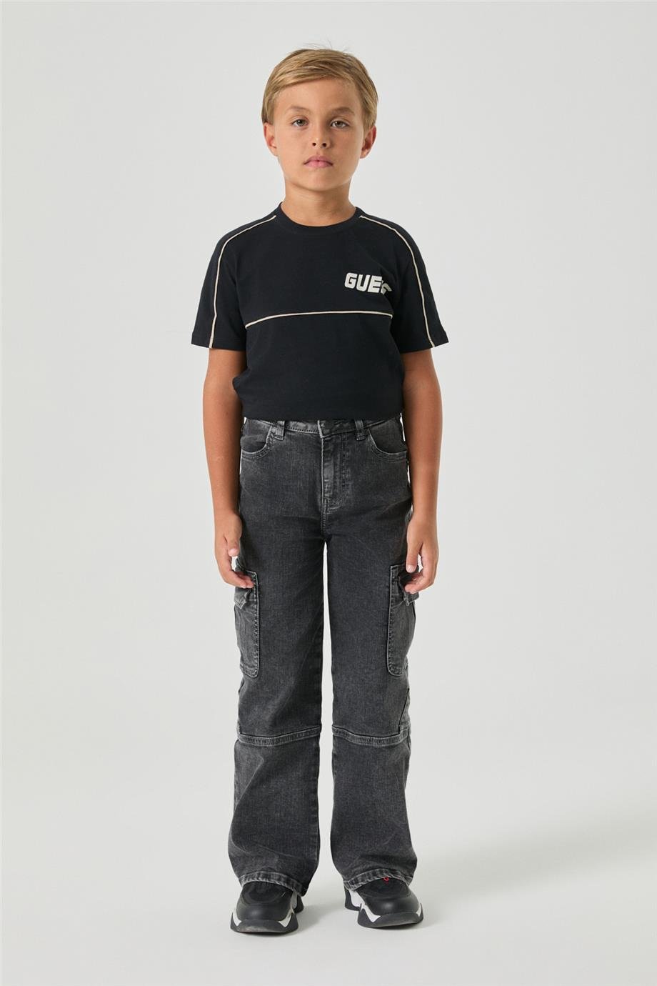 Guess Erkek Çocuk Siyah PantolonGuess Erkek Çocuk Siyah Pantolon