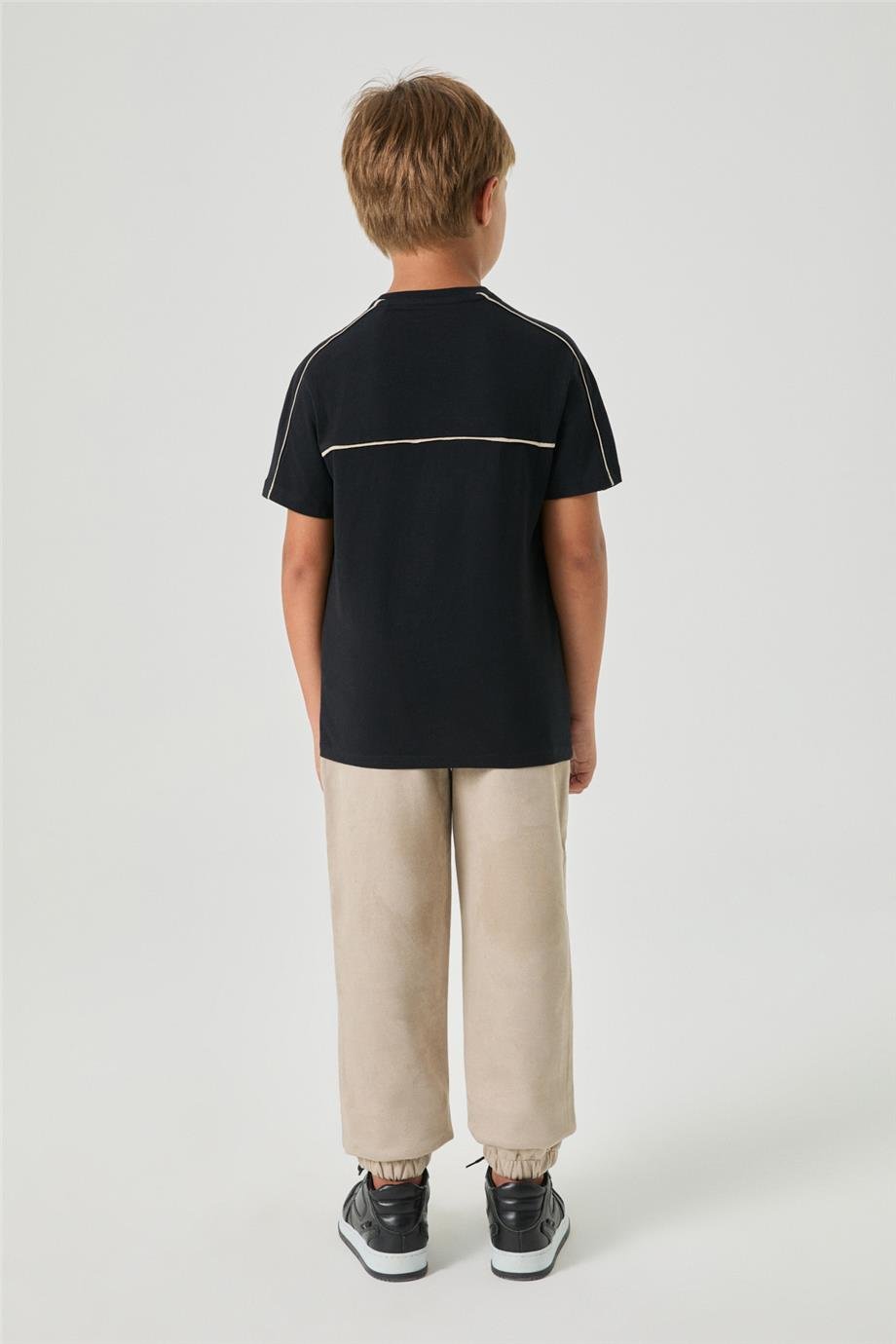 Guess Erkek Çocuk Siyah TshirtGuess Erkek Çocuk Siyah Tshirt