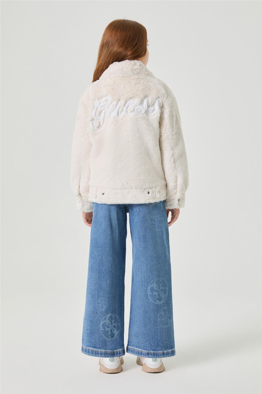 Guess Kız Çocuk Beyaz CeketGuess Kız Çocuk Beyaz Ceket