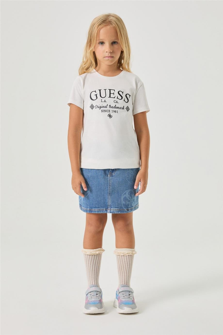 Guess Kız Çocuk Krem TshirtGuess Kız Çocuk Krem Tshirt