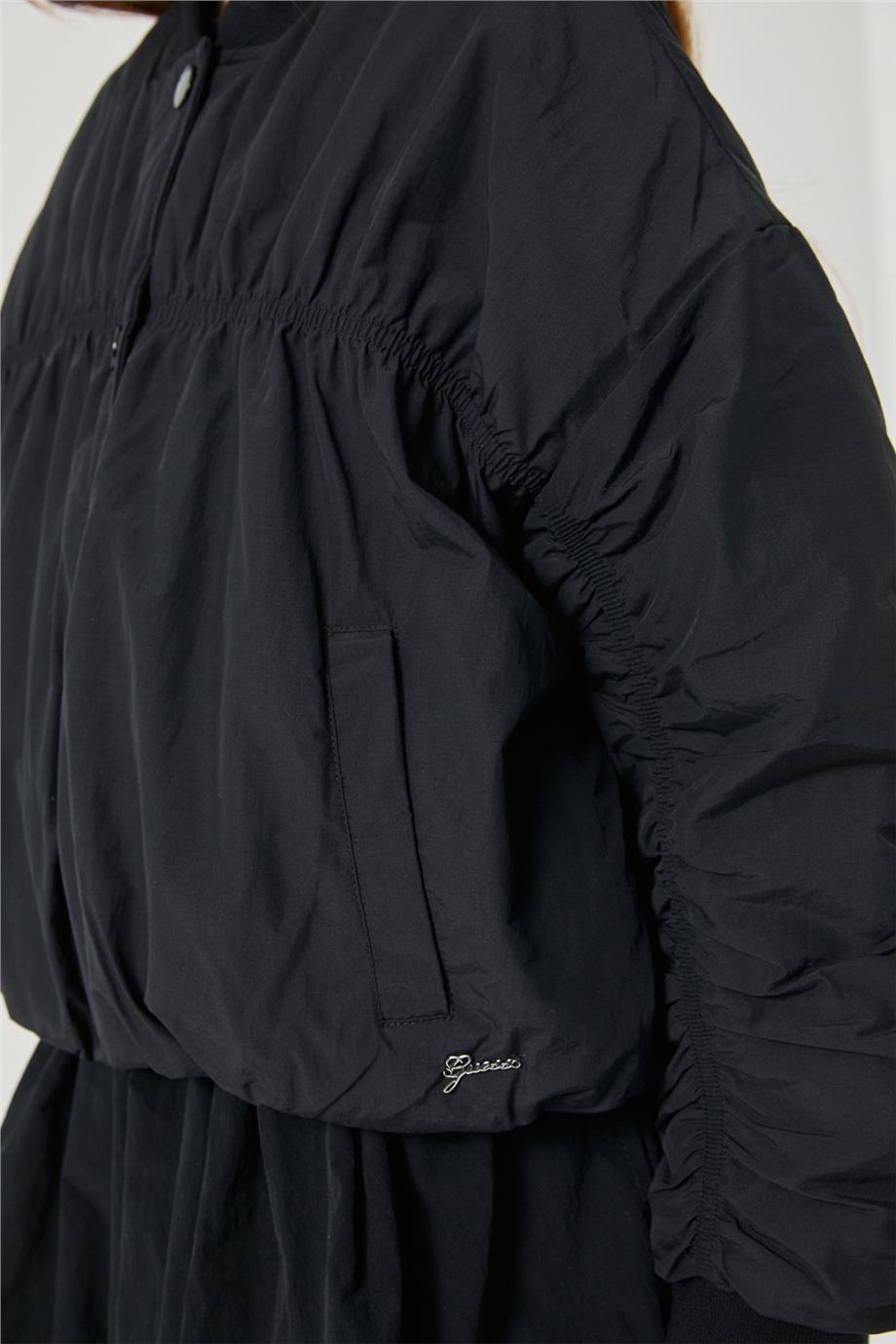 Guess Kız Çocuk Siyah CeketGuess Kız Çocuk Siyah Ceket