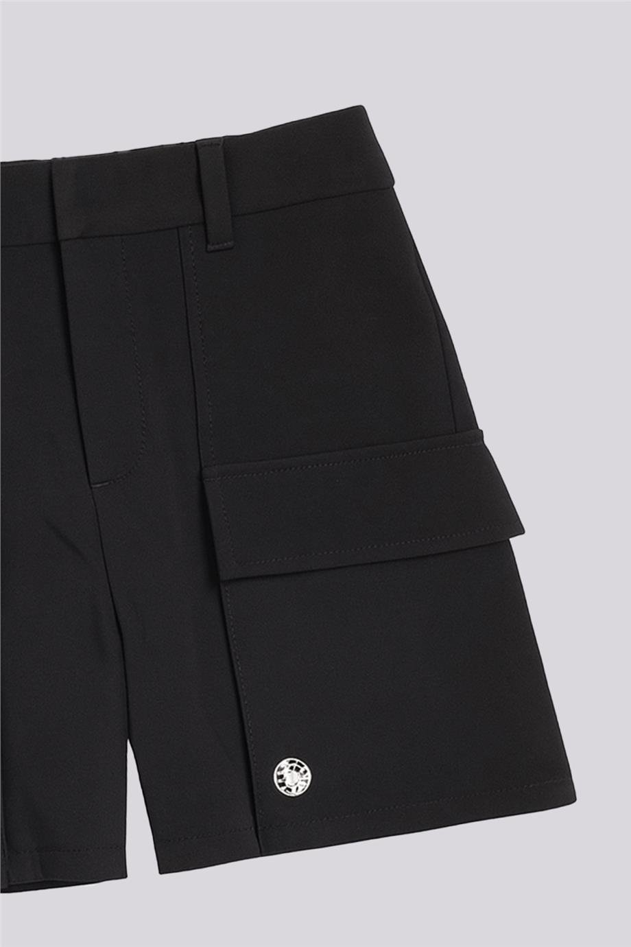 Guess Kız Çocuk Siyah ŞortGuess Kız Çocuk Siyah Şort