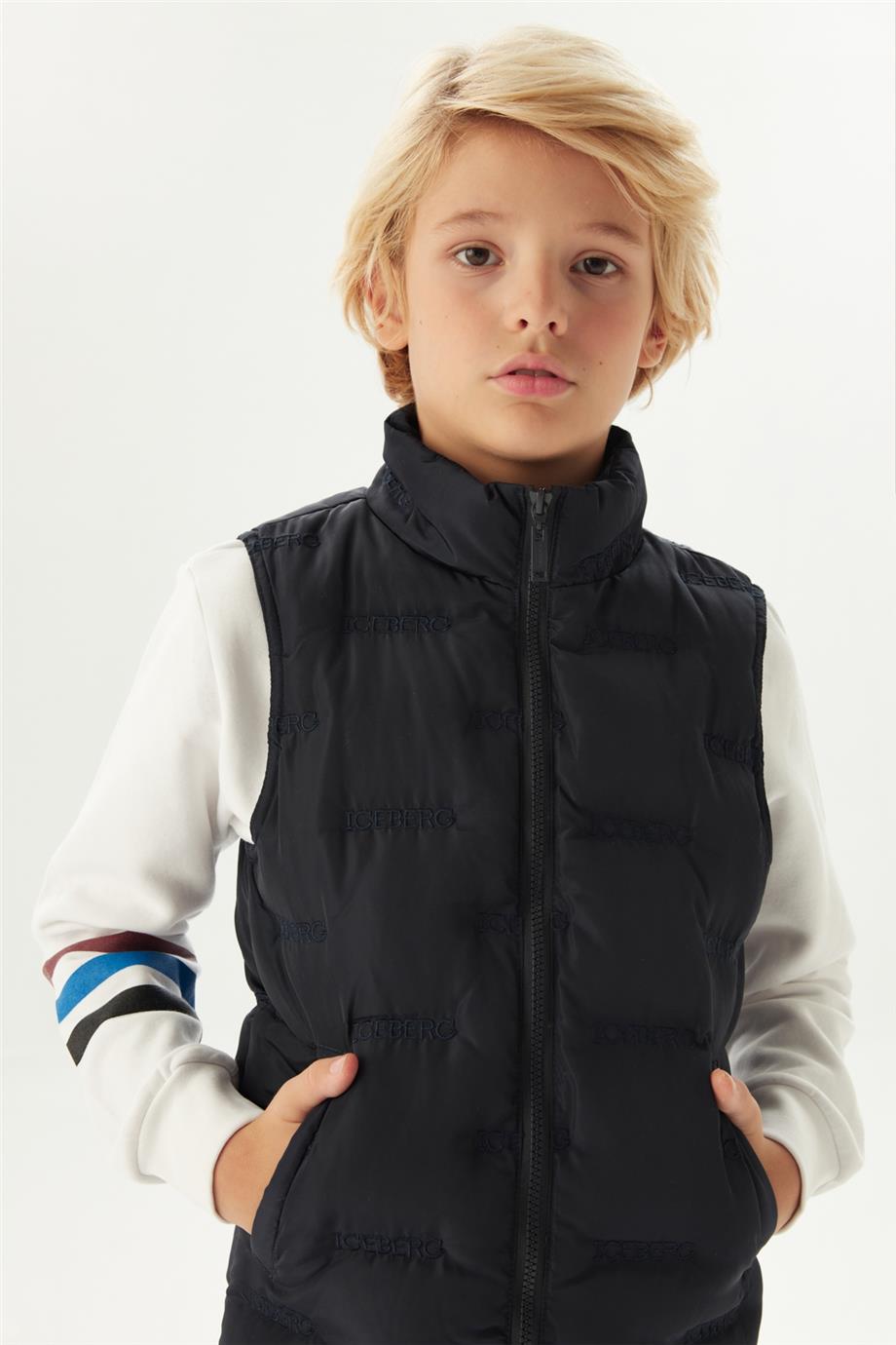 Iceberg Erkek Çocuk Lacivert Yelek