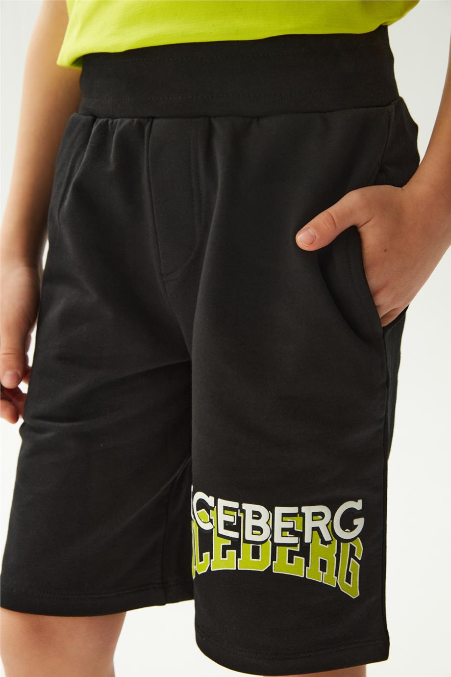 Iceberg Erkek Çocuk Siyah Şort