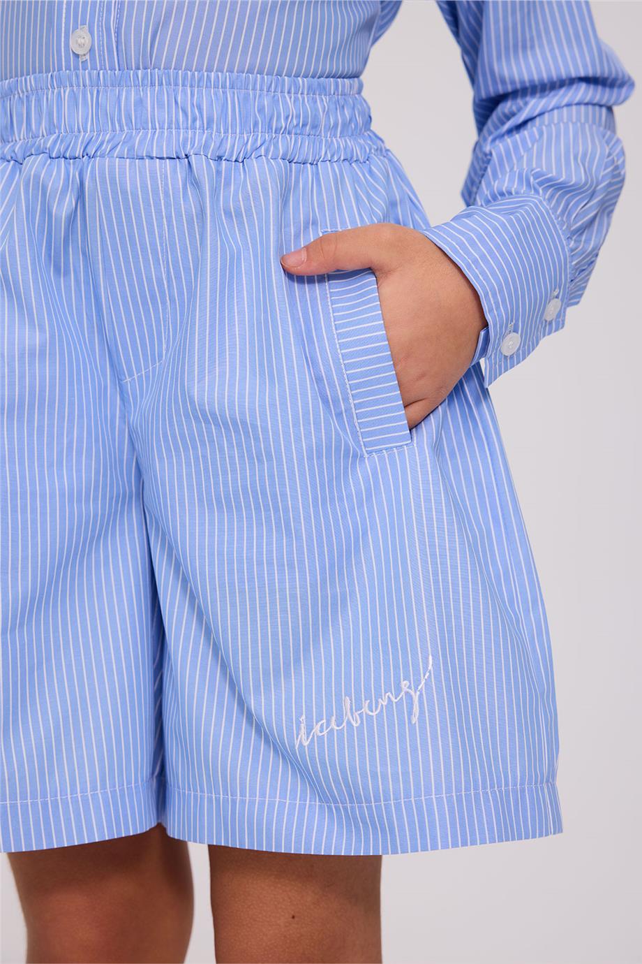 Iceberg Kız Çocuk Mavi ŞortIceberg Kız Çocuk Mavi Şort