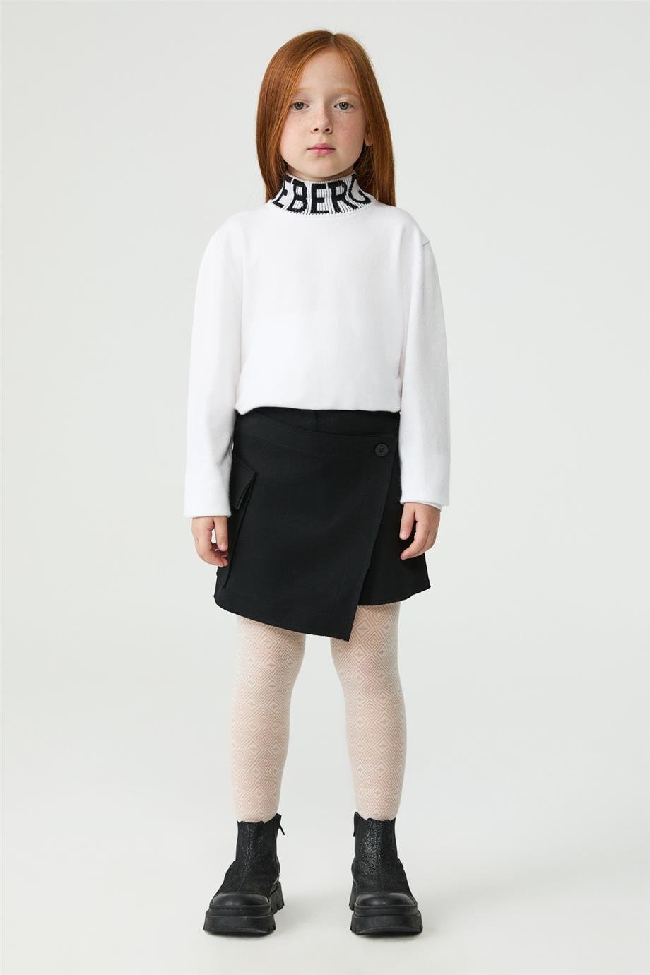 Iceberg Girl Black Shorts SkirtIceberg Girl Black Shorts Skirt