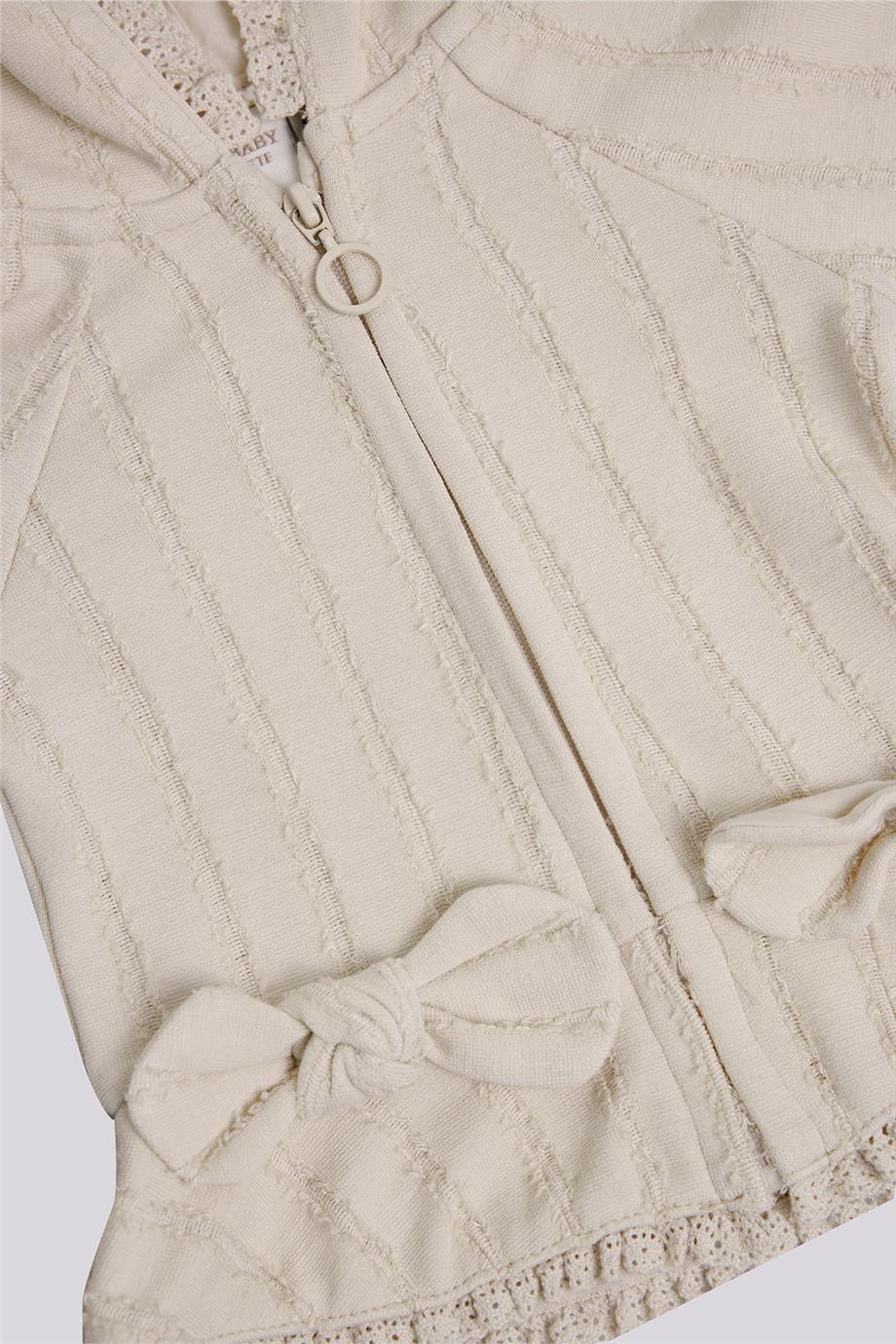 Layette Kız Bebek Ekru Eşofman ÜstüLayette Kız Bebek Ekru Eşofman Üstü